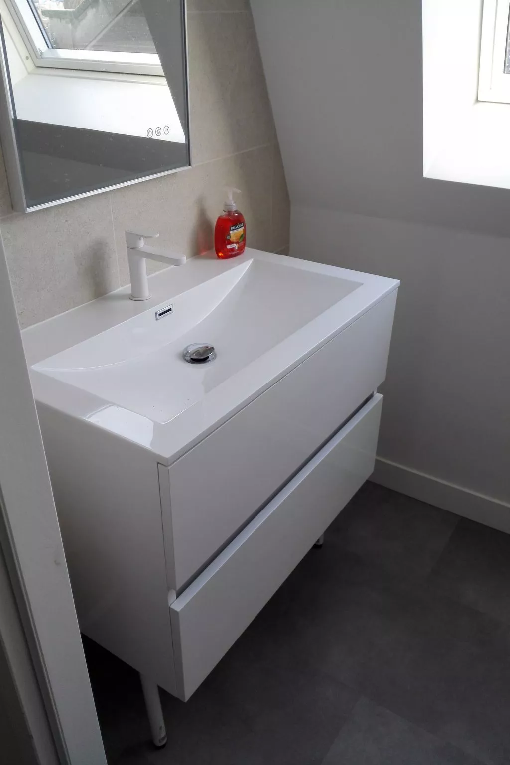 Moderne Duplexwohnung mit Durchgang in der Nähe von SPA-Inside