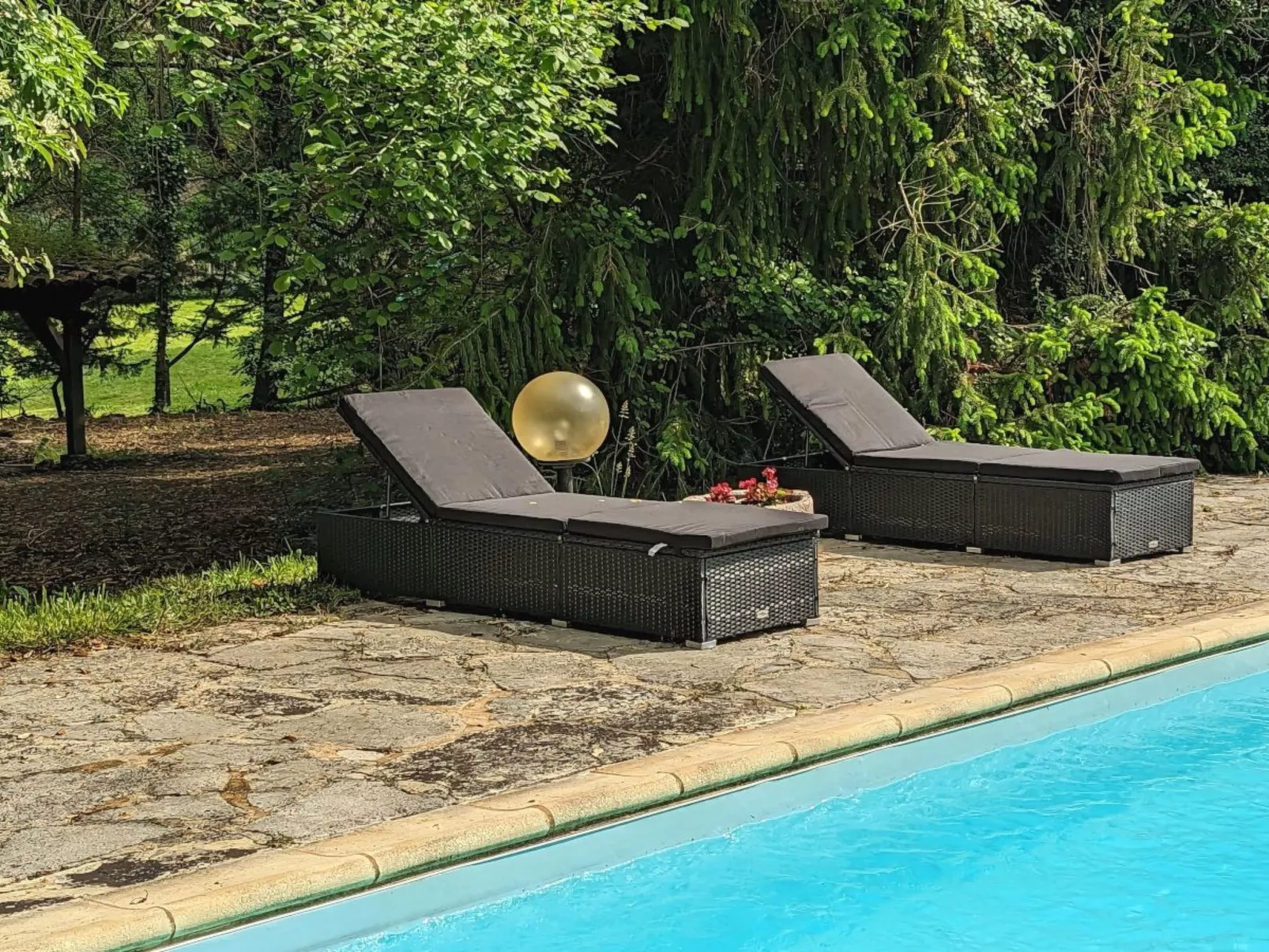 Im Herzen des Périgord Noir in der Nähe von Limeuil-Outside