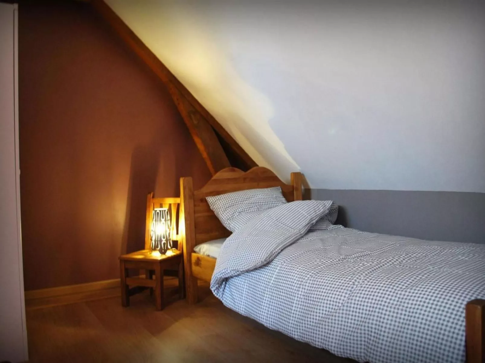 Liebevoll renoviertes Ferienhaus als Teil eines kleinen Bauernhauses mit abgesc-Drinnen