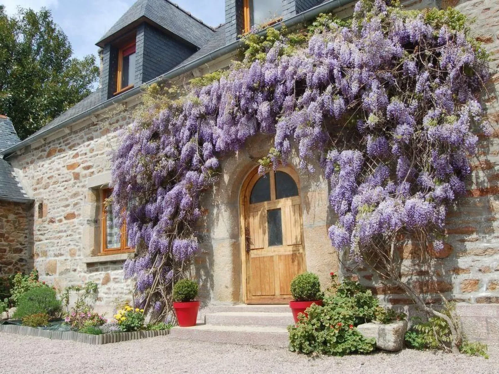 Wunderschönes Haus mit Garten in Lézardrieux-Draußen