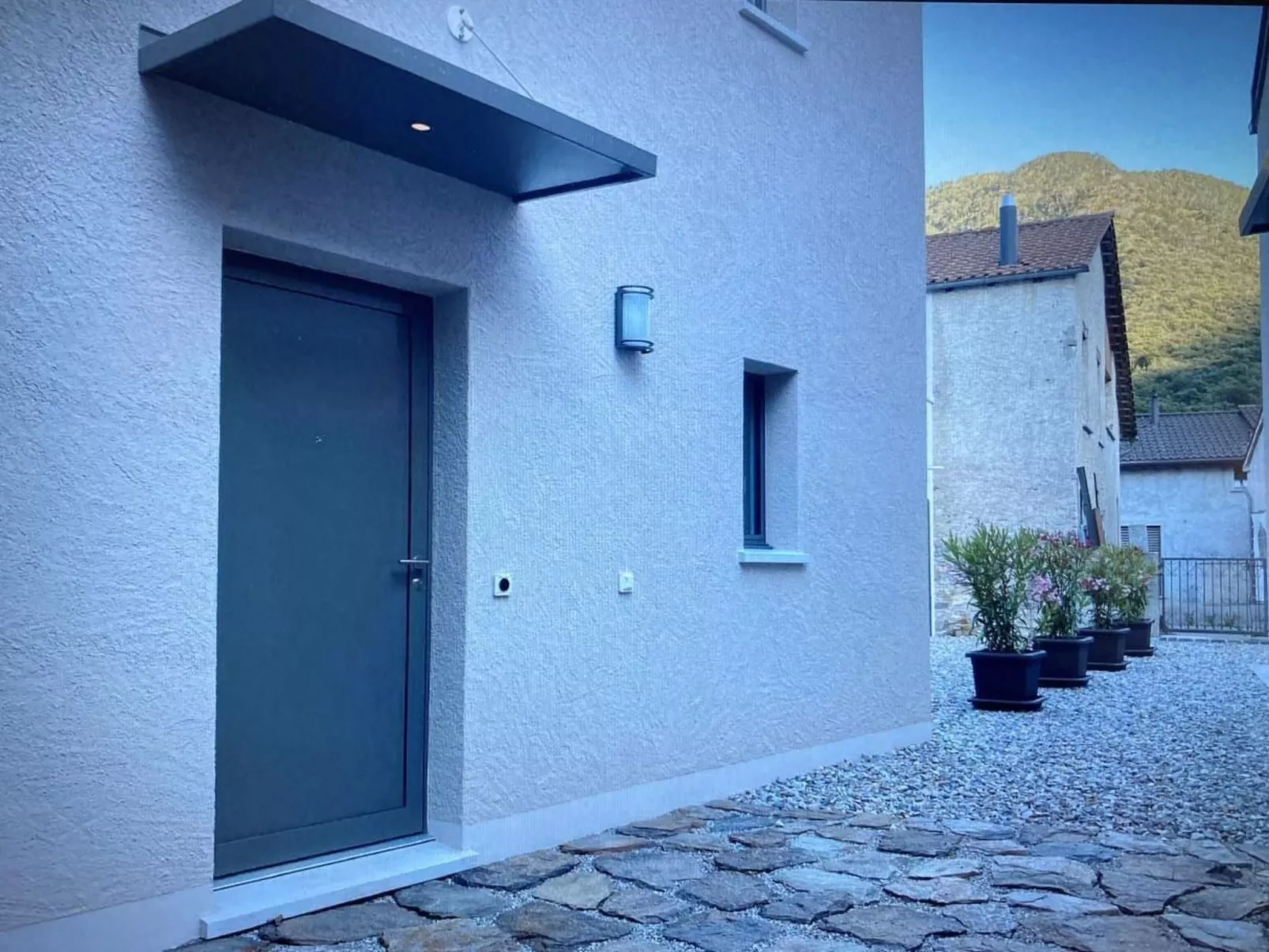 Mit Bergblick-Dehors