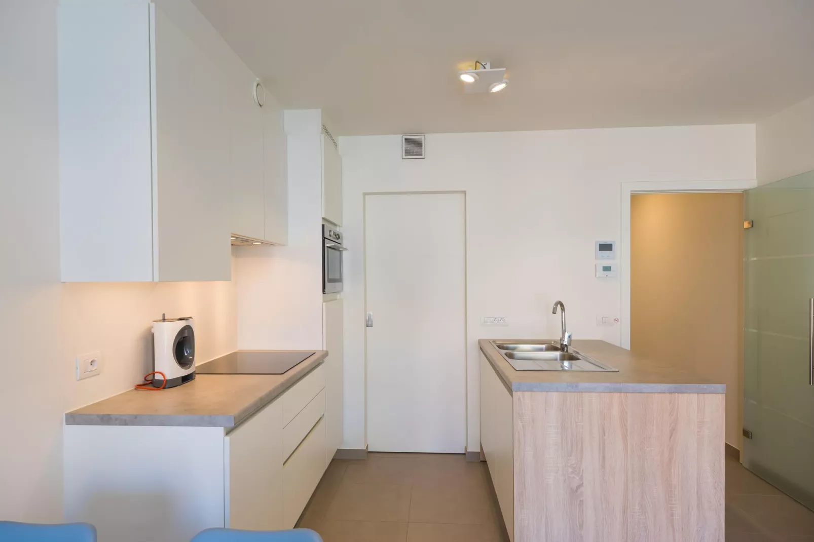FOREVER / 0203-Kitchen
