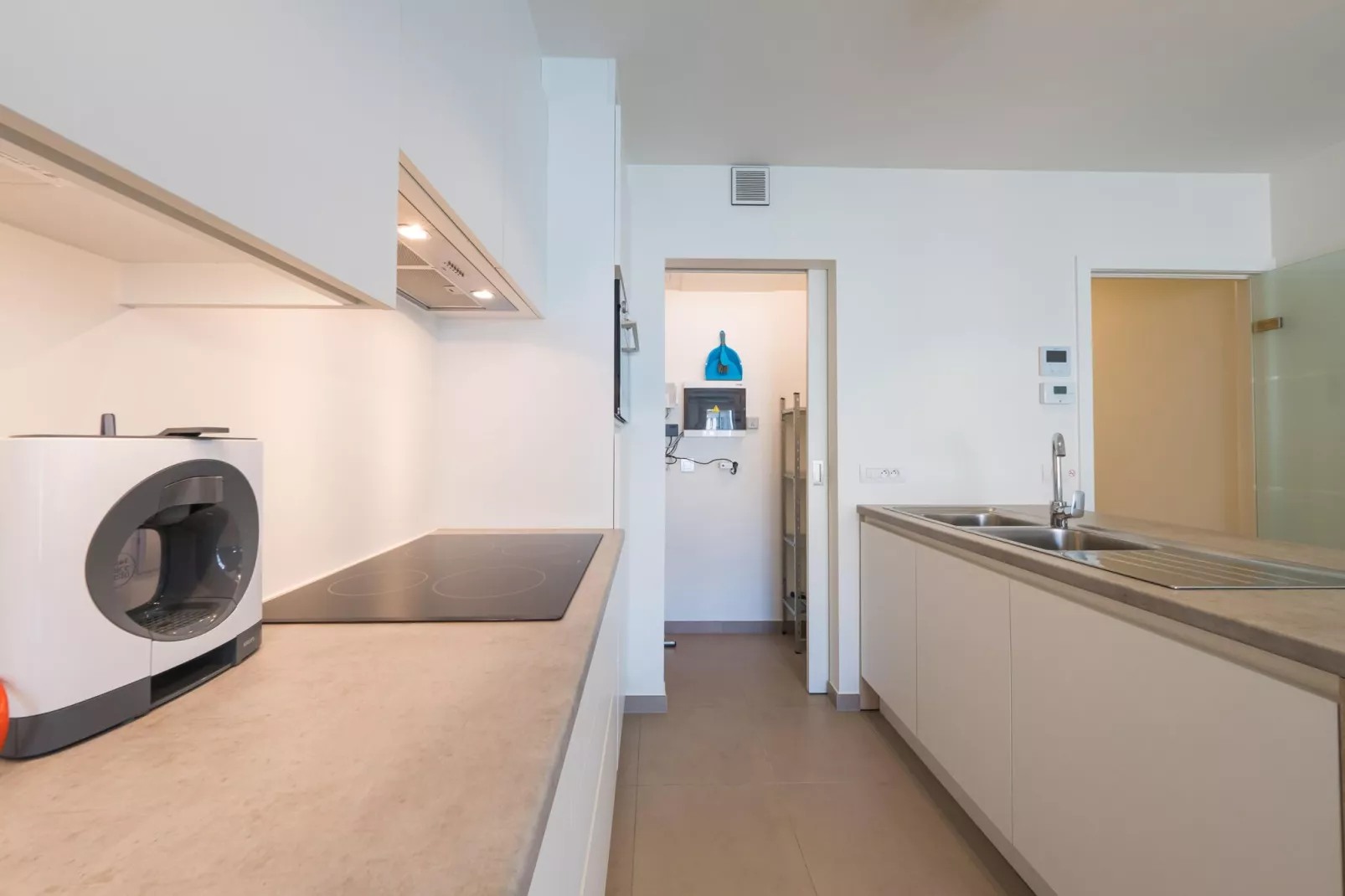 FOREVER / 0203-Kitchen