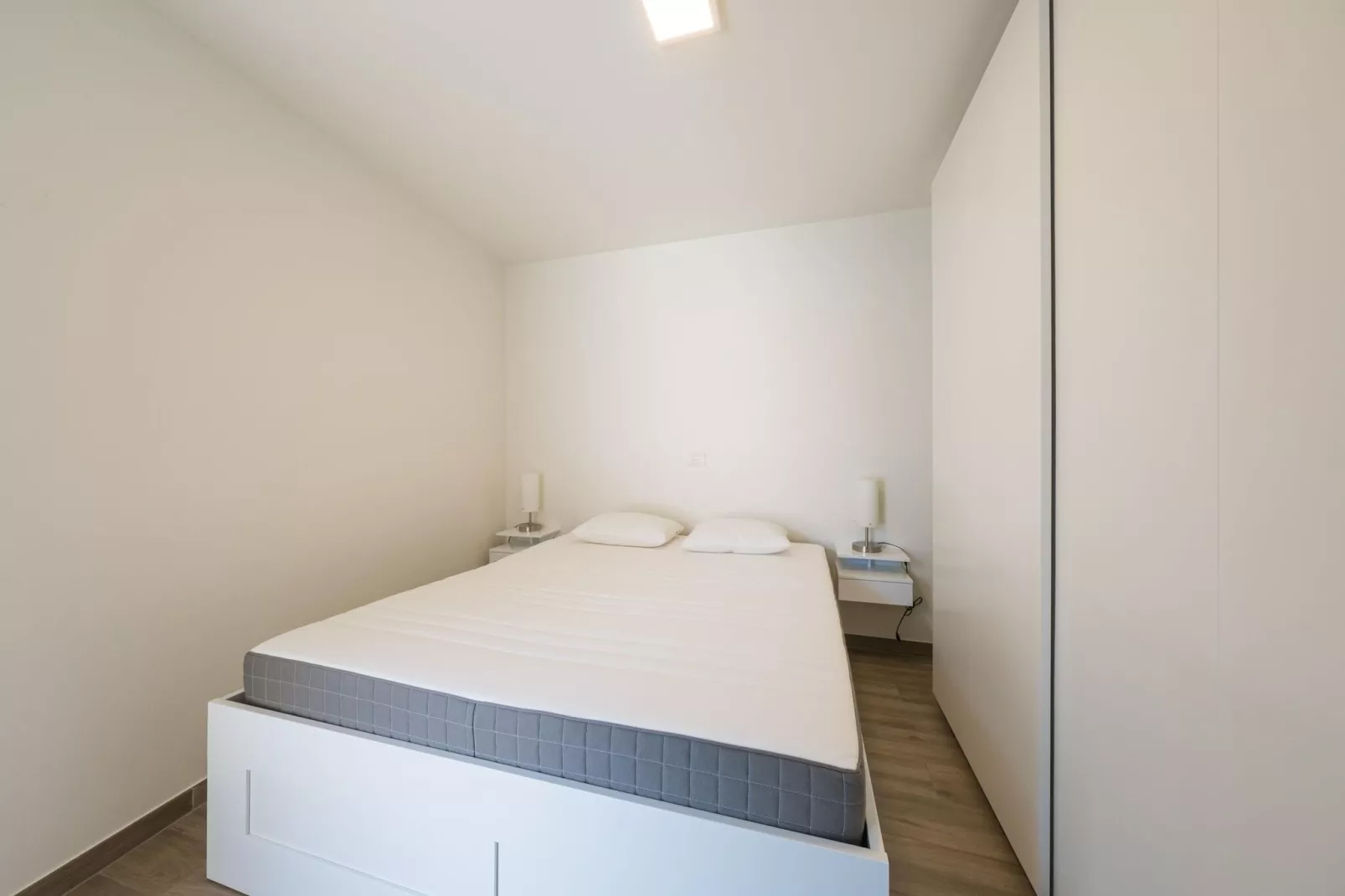FOREVER / 0203-Bedroom