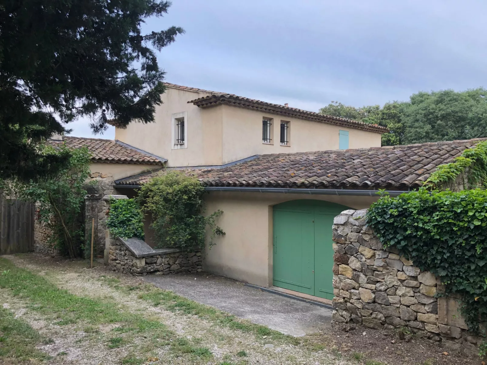 "Eutherpes Haus"-Draußen