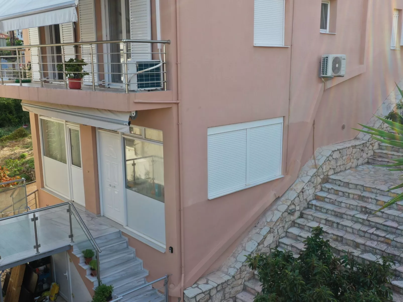 Appartement in Derveni mit Terrasse-Draußen