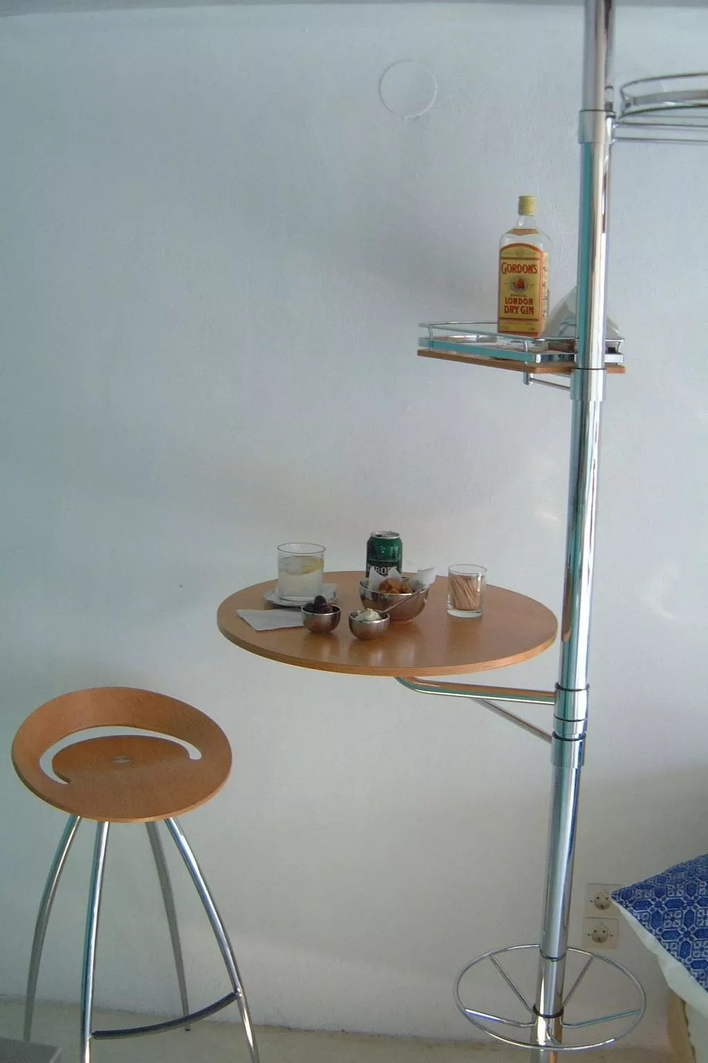 "Julia" mit Blick auf das Wasser-Dedans