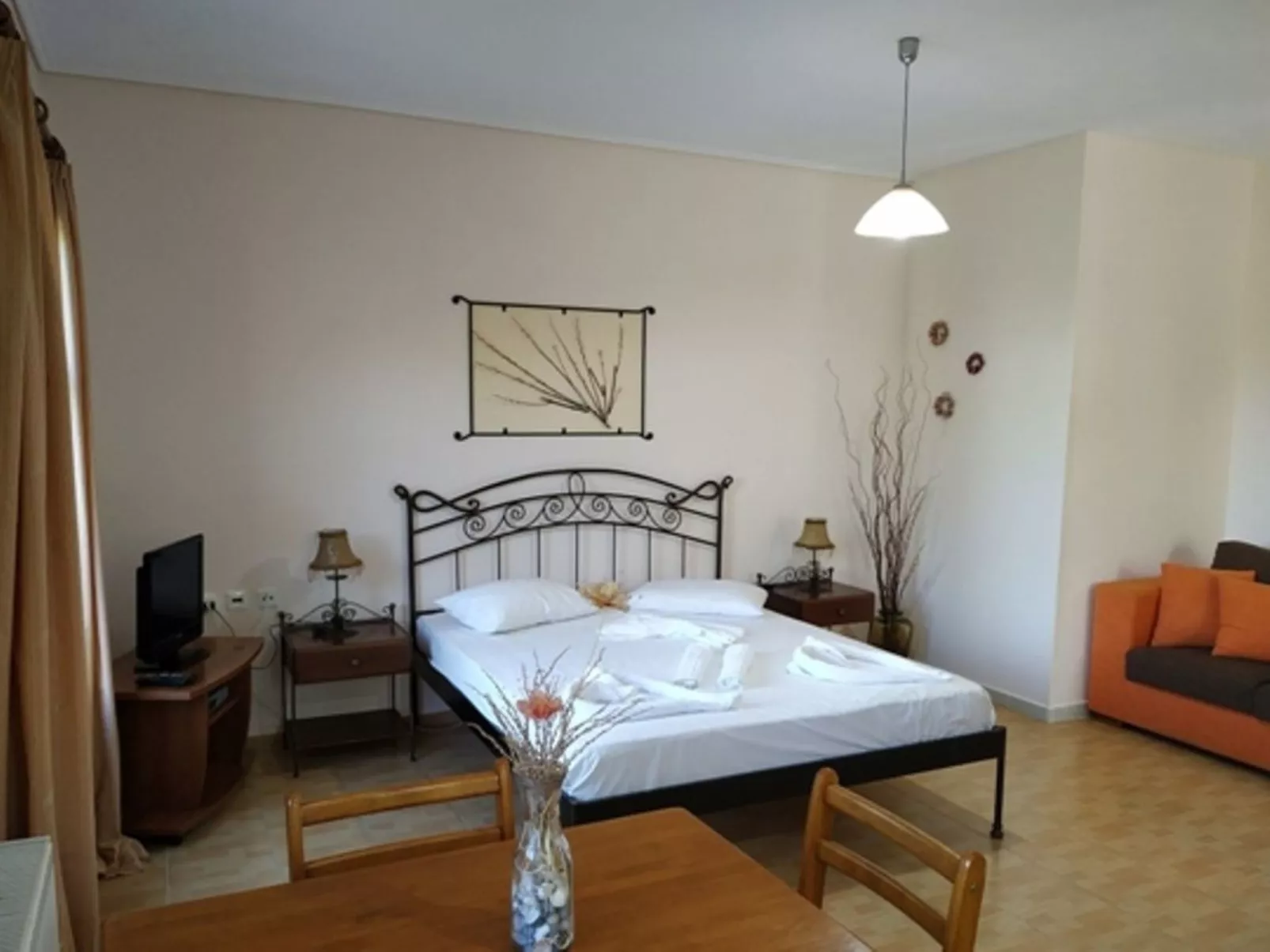 Gaea Gardens Studios-Inside