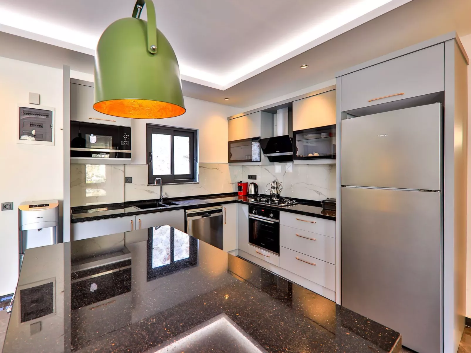 Mediterranean 1-Inside