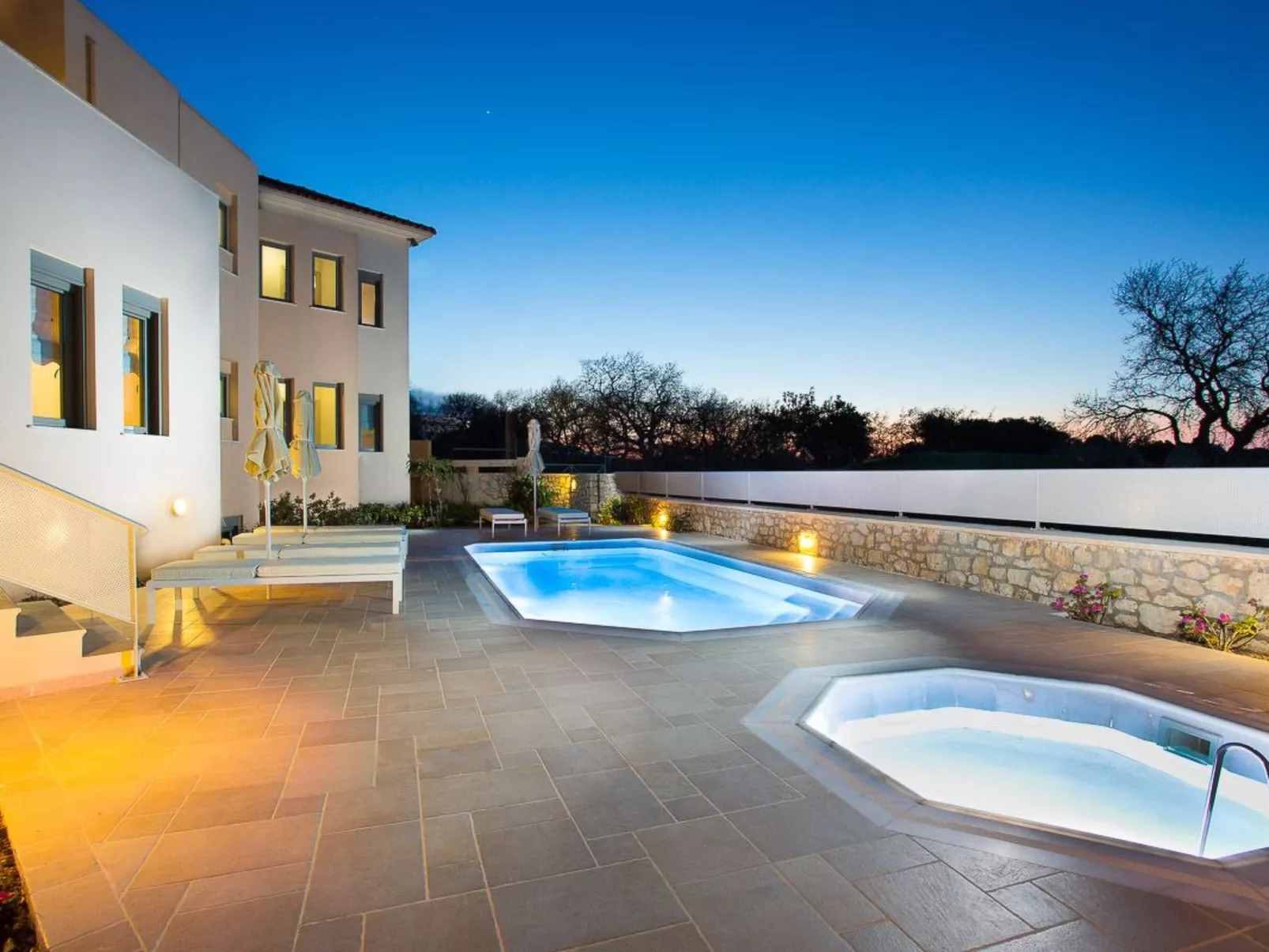 Deluxe Villa Ianthos - Whirlpool im Freien, Kinderpool-Outside