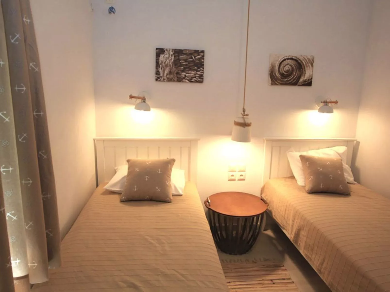 Ruhig gelegene Wohnung mit Meerblick an einem abgelegenen Strand-Dedans