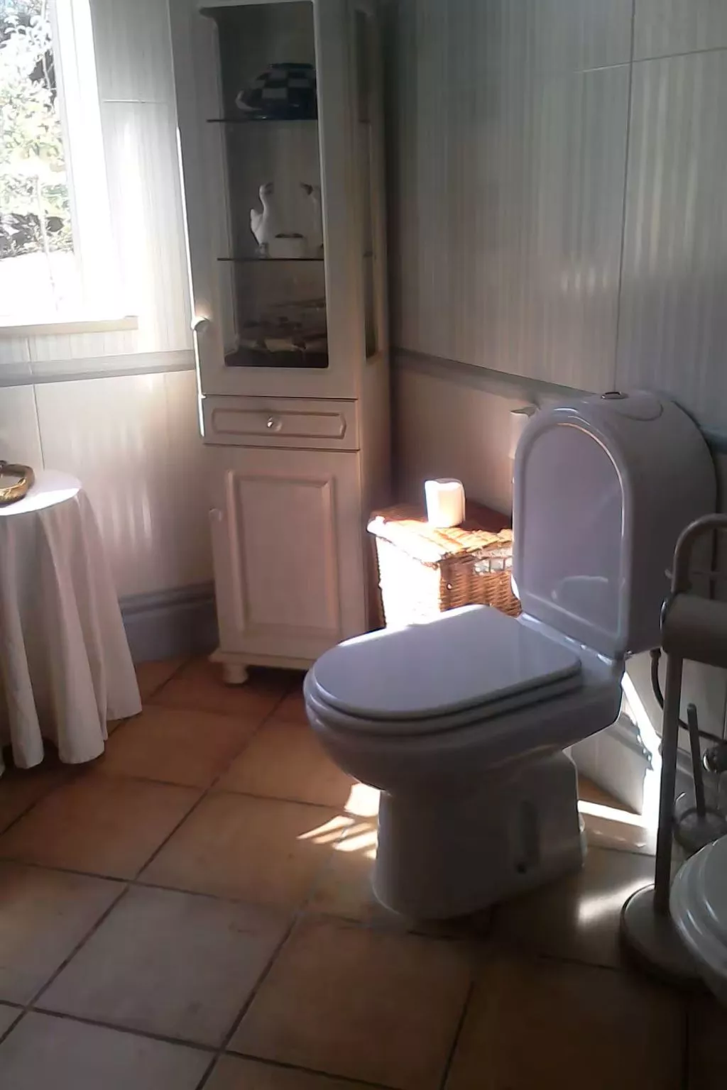 "brigitte" mit Pool-Drinnen