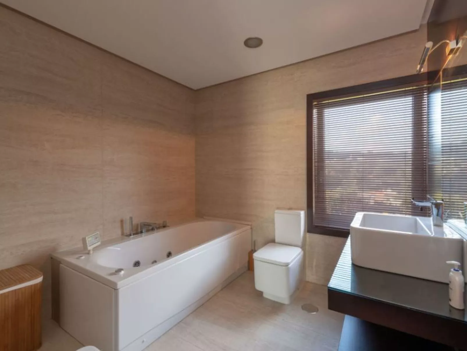 Privathaus mit Meerblick und Pool, Portugal-Drinnen