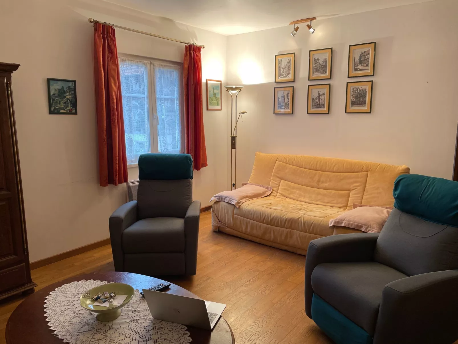 Für 6 Personen ca. 110 m&sup2;in Stotzheim, Elsass (Bas-Rhin)-Drinnen