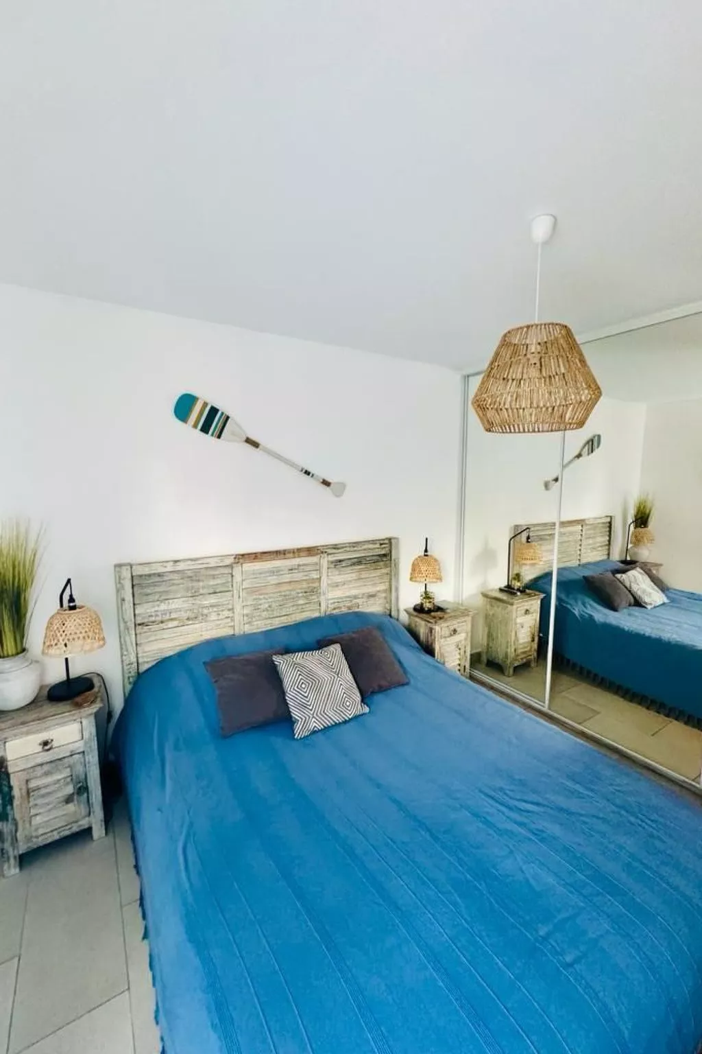 Wunderschöne renovierte Wohnung mit vollem Meerblick-Drinnen