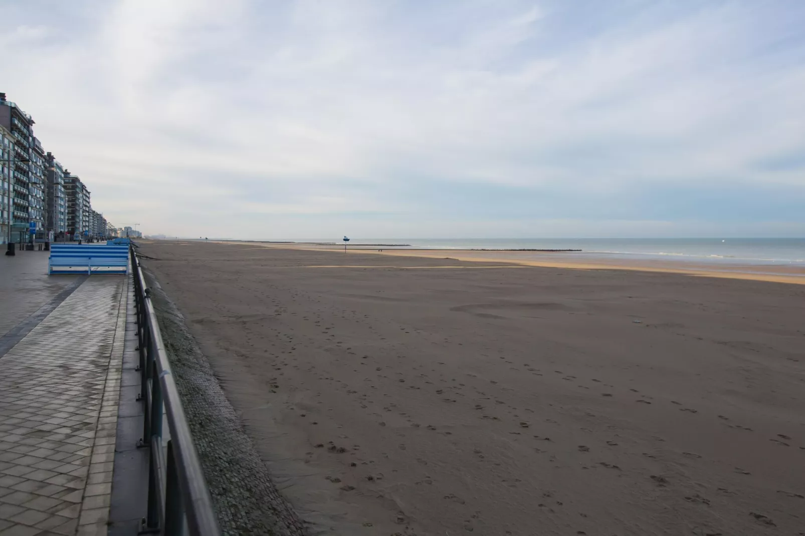 HUIZE NOORDZEE / 0602-Areas summer 5km