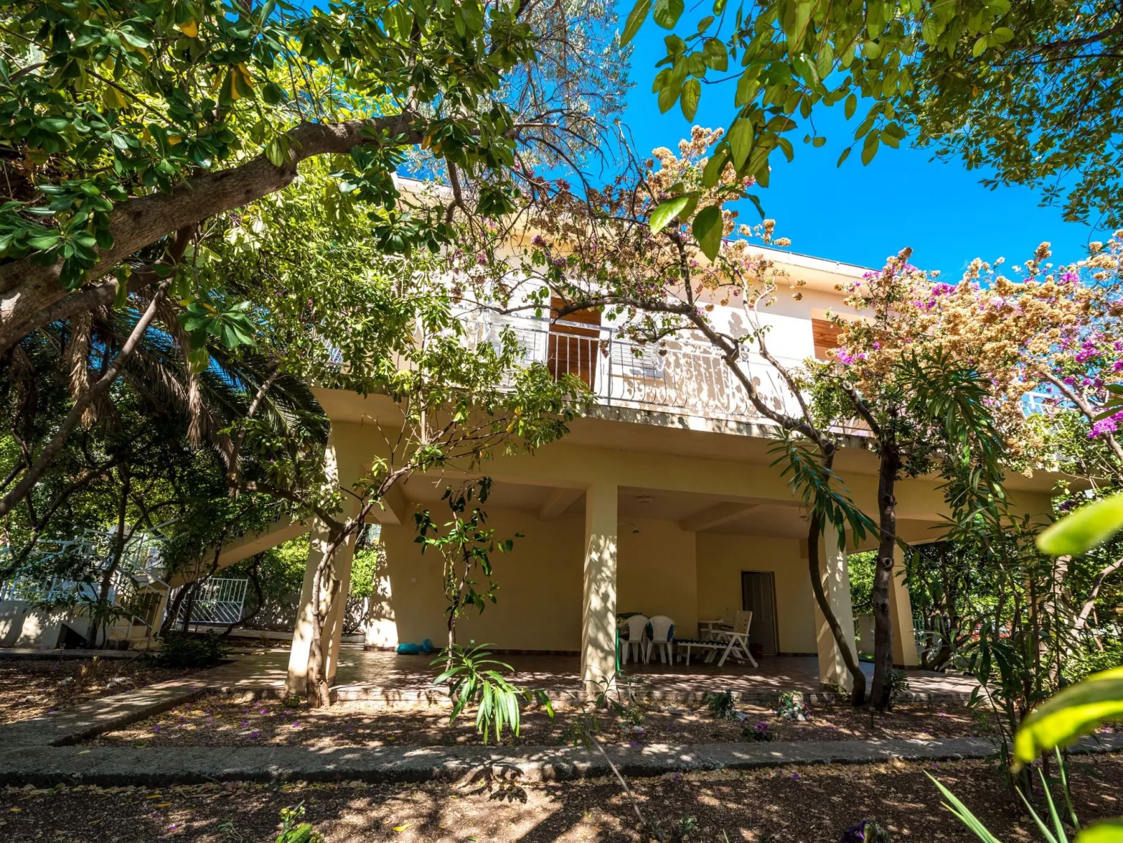 "Lido" direkt am Strand-Outside