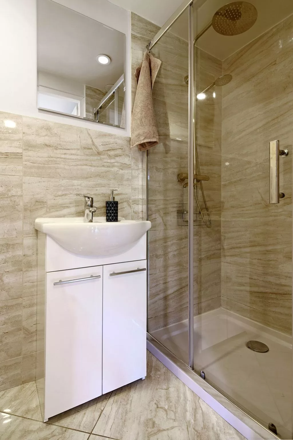 "Gartenwohnung"-Inside