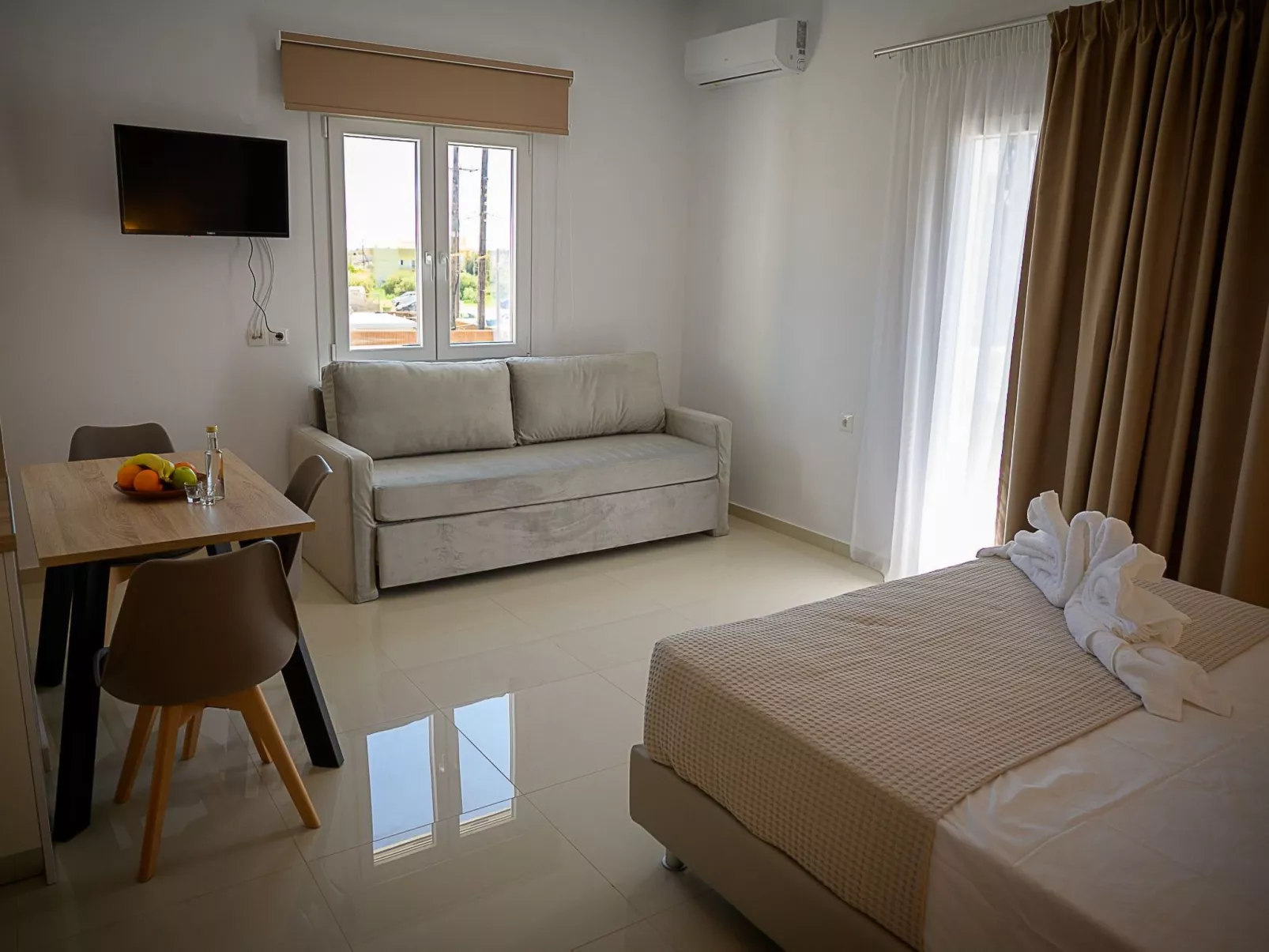 Sunsea Studios- Bergblick Studio 5-Drinnen