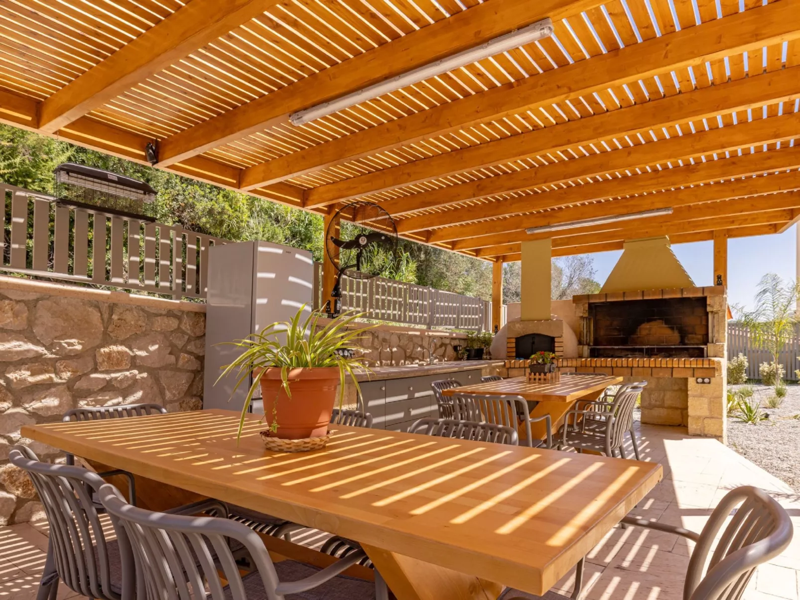 Ferienvilla "Arfna Villa B" mit privatem Pool-Image-tags.info