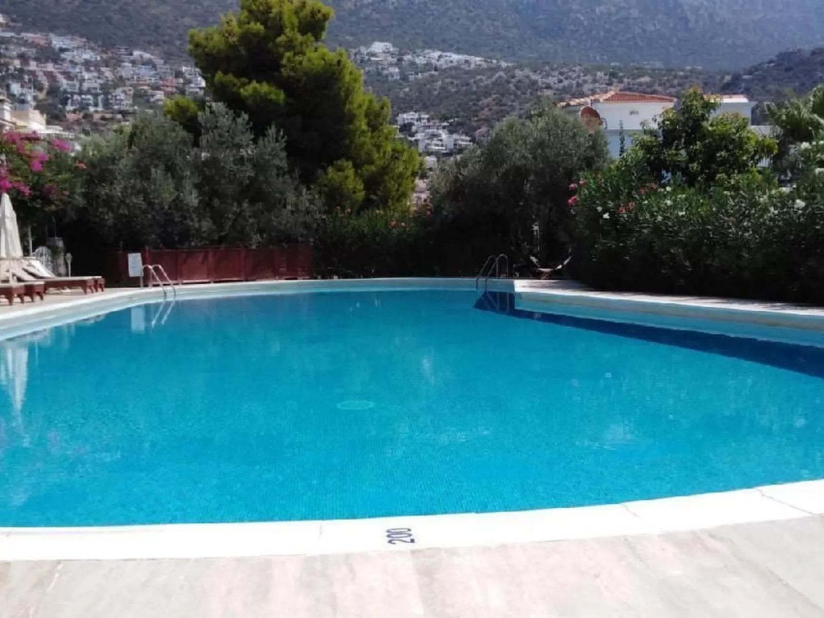 Mit Blick auf das Wasser-Outside