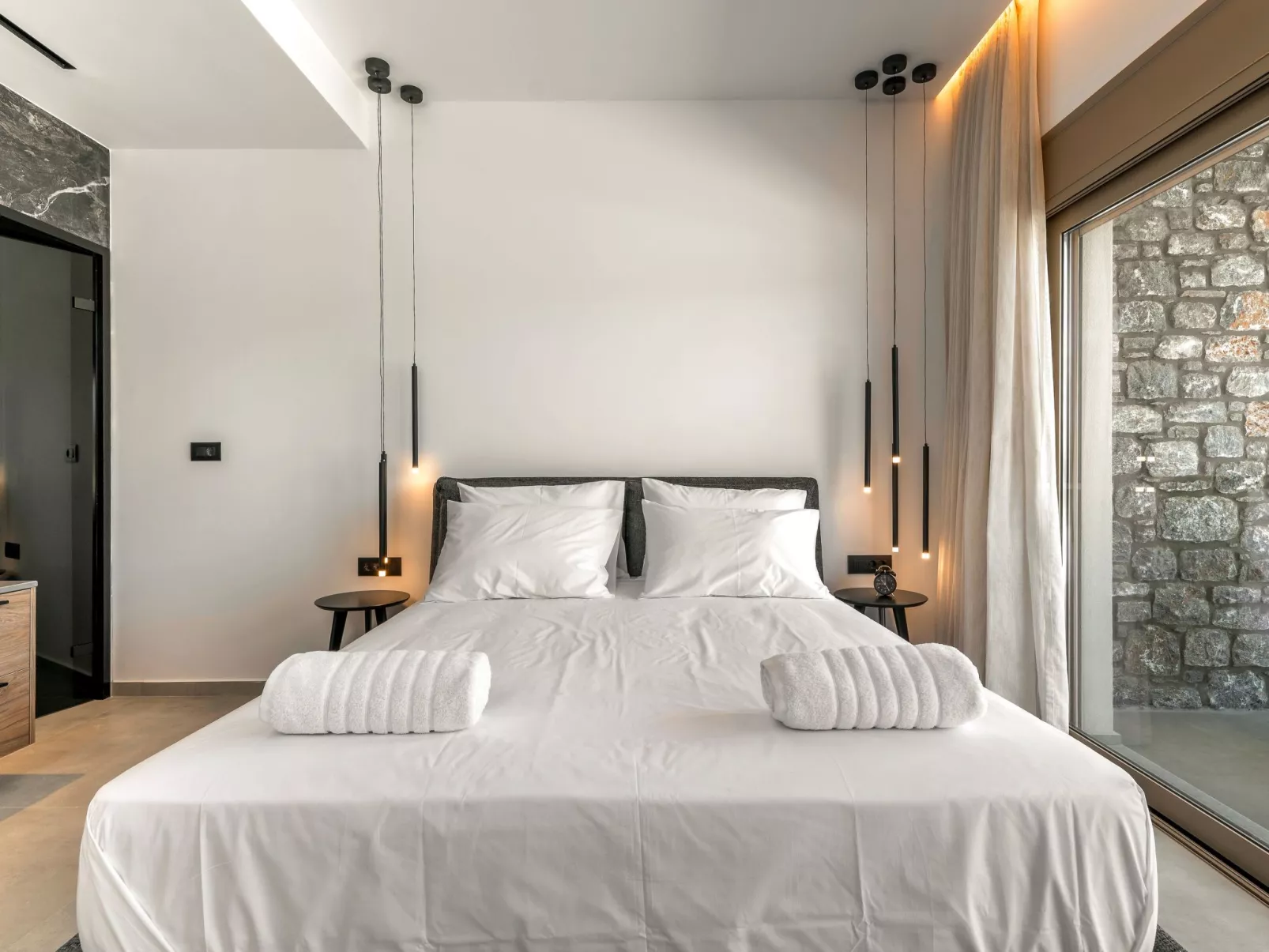 Emerald Estate-Dedans