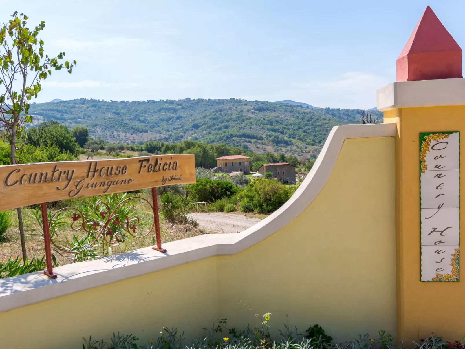 LandHausFelicia - Giglio-Image-tags.info