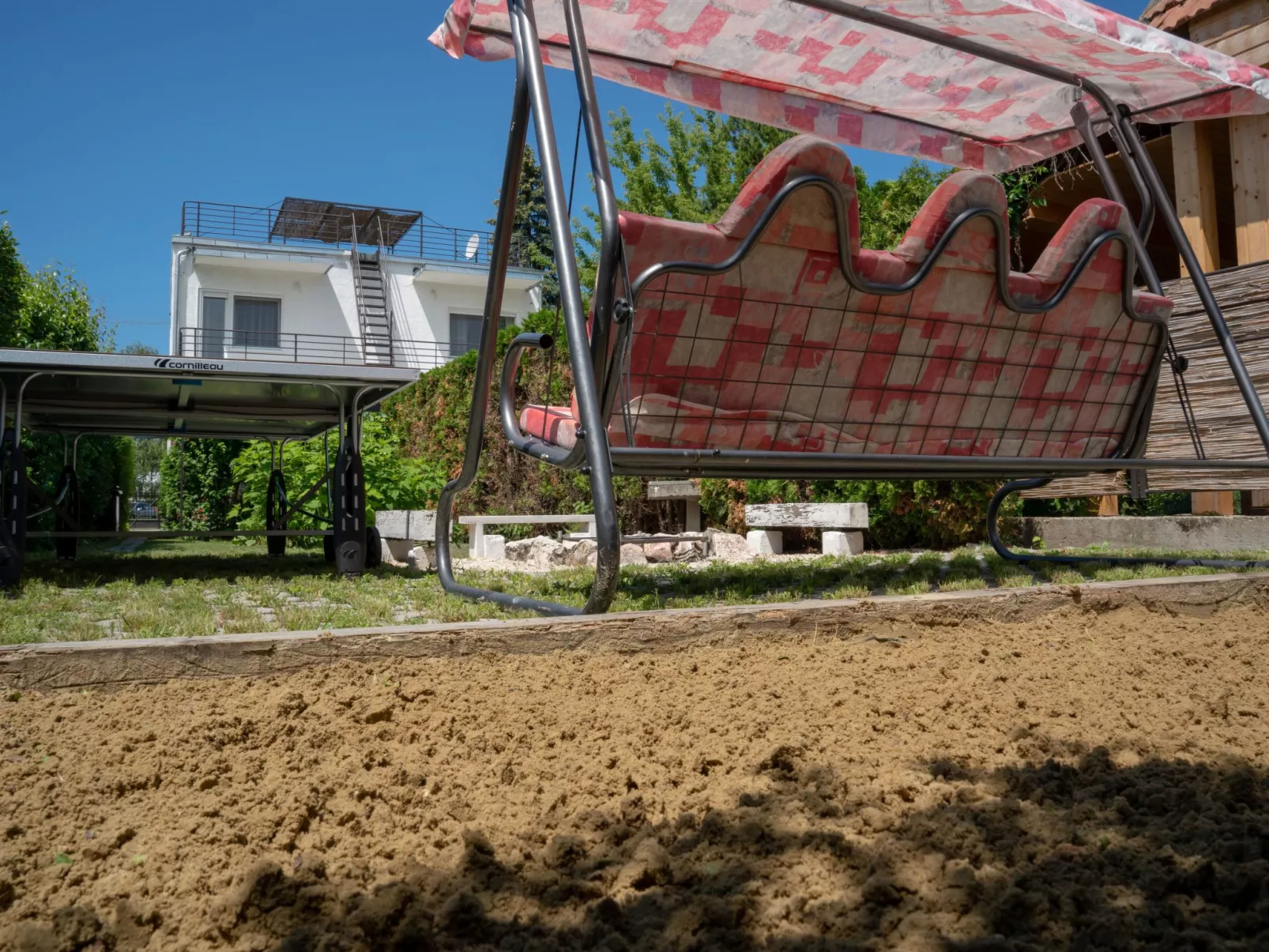 Doppelhaushälfte für sechs Personen mit Garten-Inside