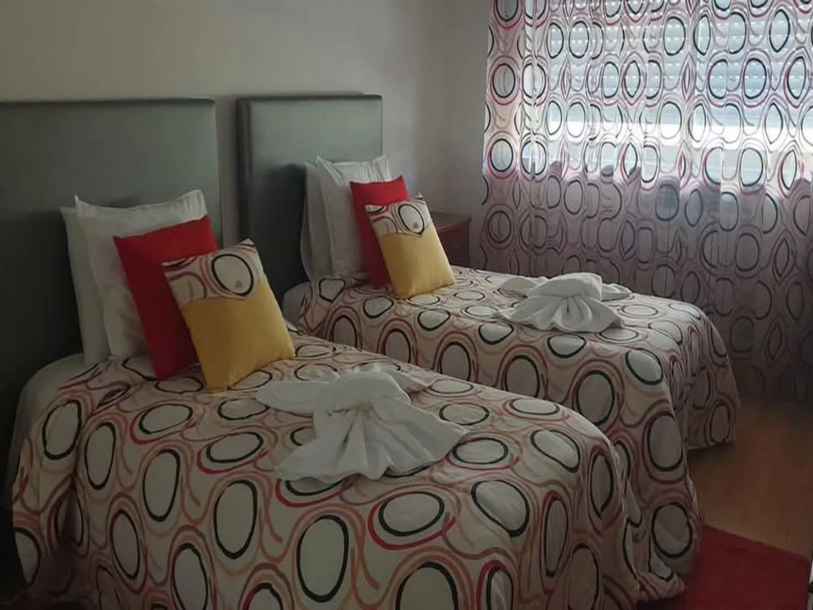 Strandnah und mit Blick auf das Meer-Dedans