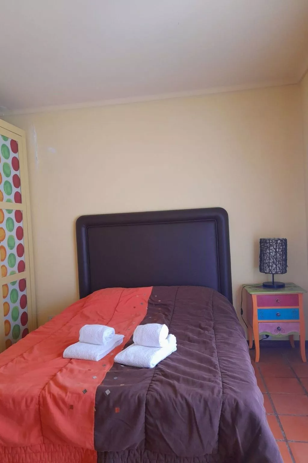 Zärtliche Momente in dieser gemütlichen Wohnung-Drinnen