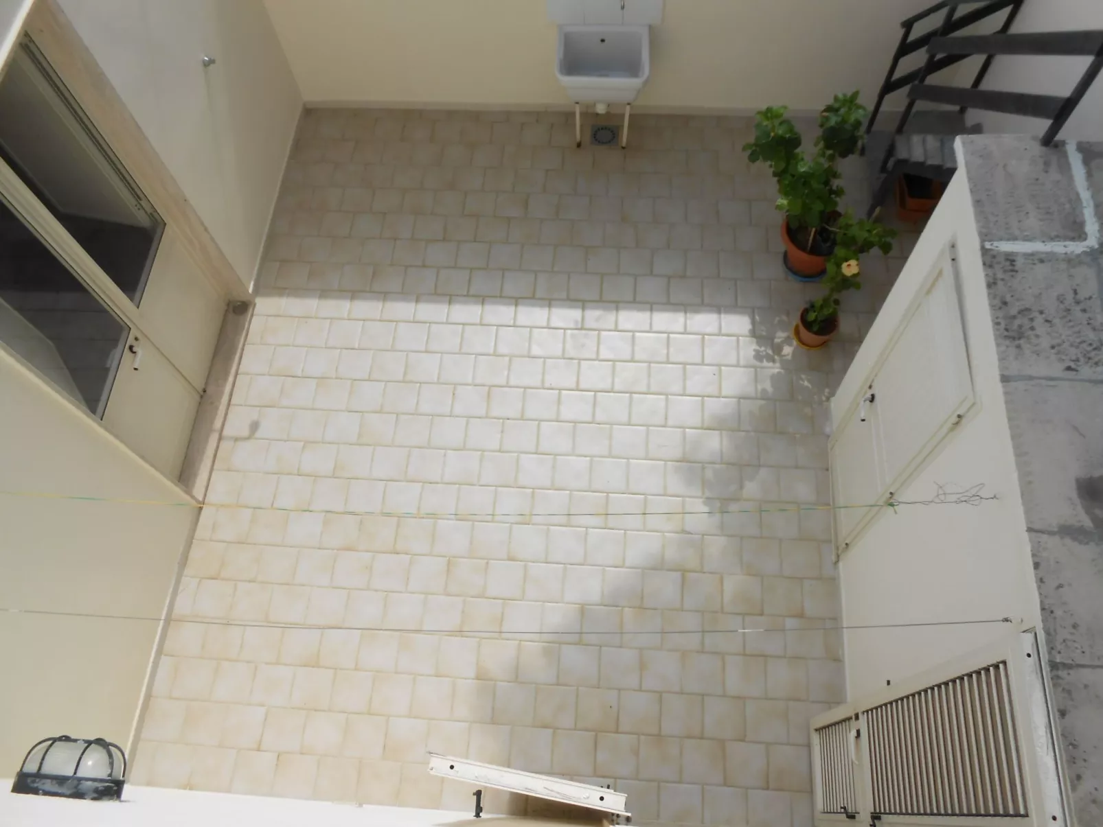 Helles, einladendes Ferienapartment mit Sonnenterrasse in Strandnähe-Dedans