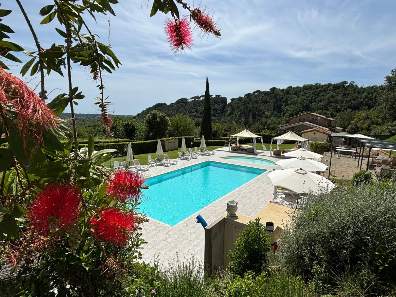 Wohnung in Riparbella mit privatem Parkplatz-Outside