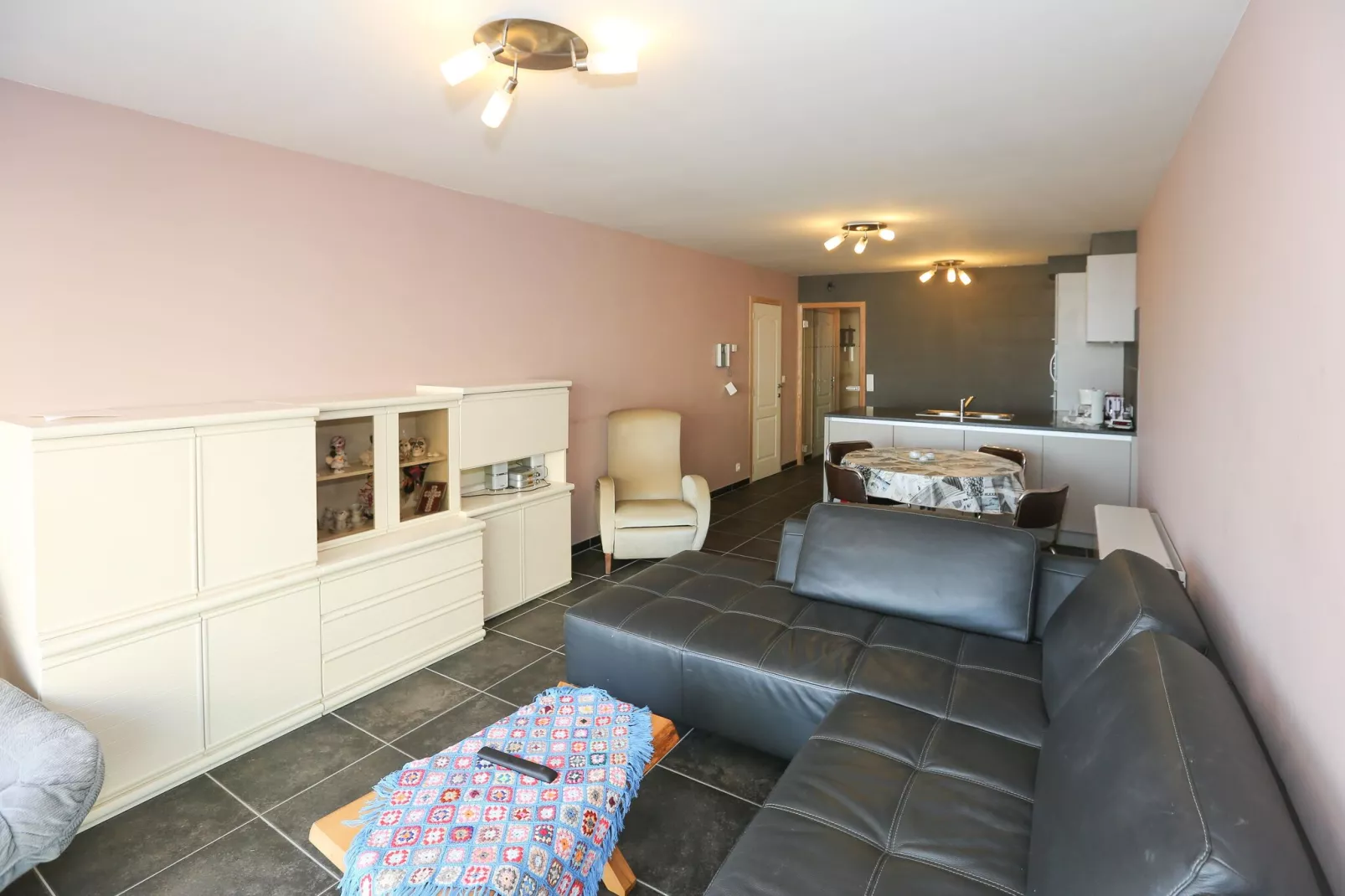SIRIUS / 0104-Living room
