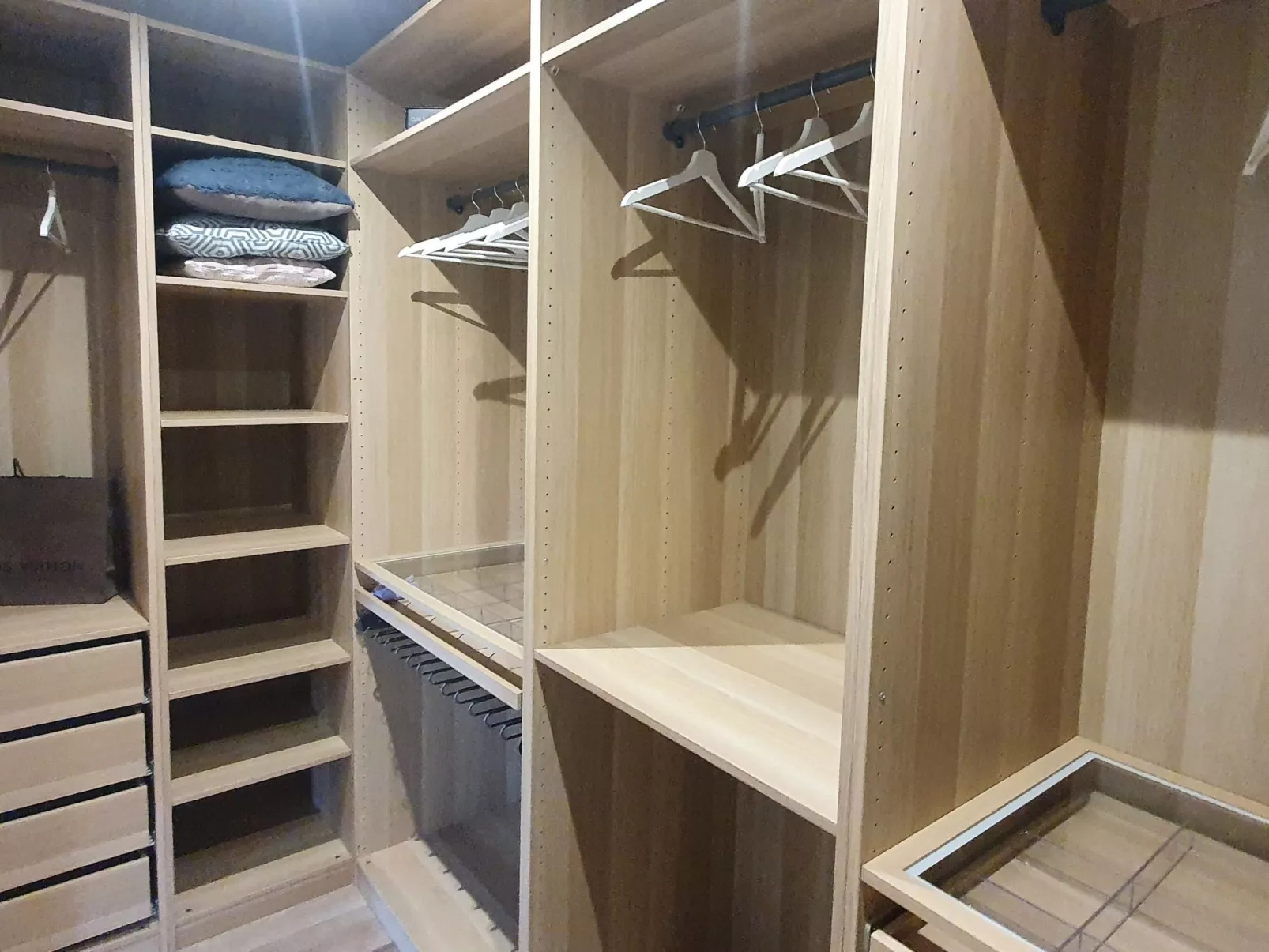 Villa mit Garten, Grill und Terrasse-Inside