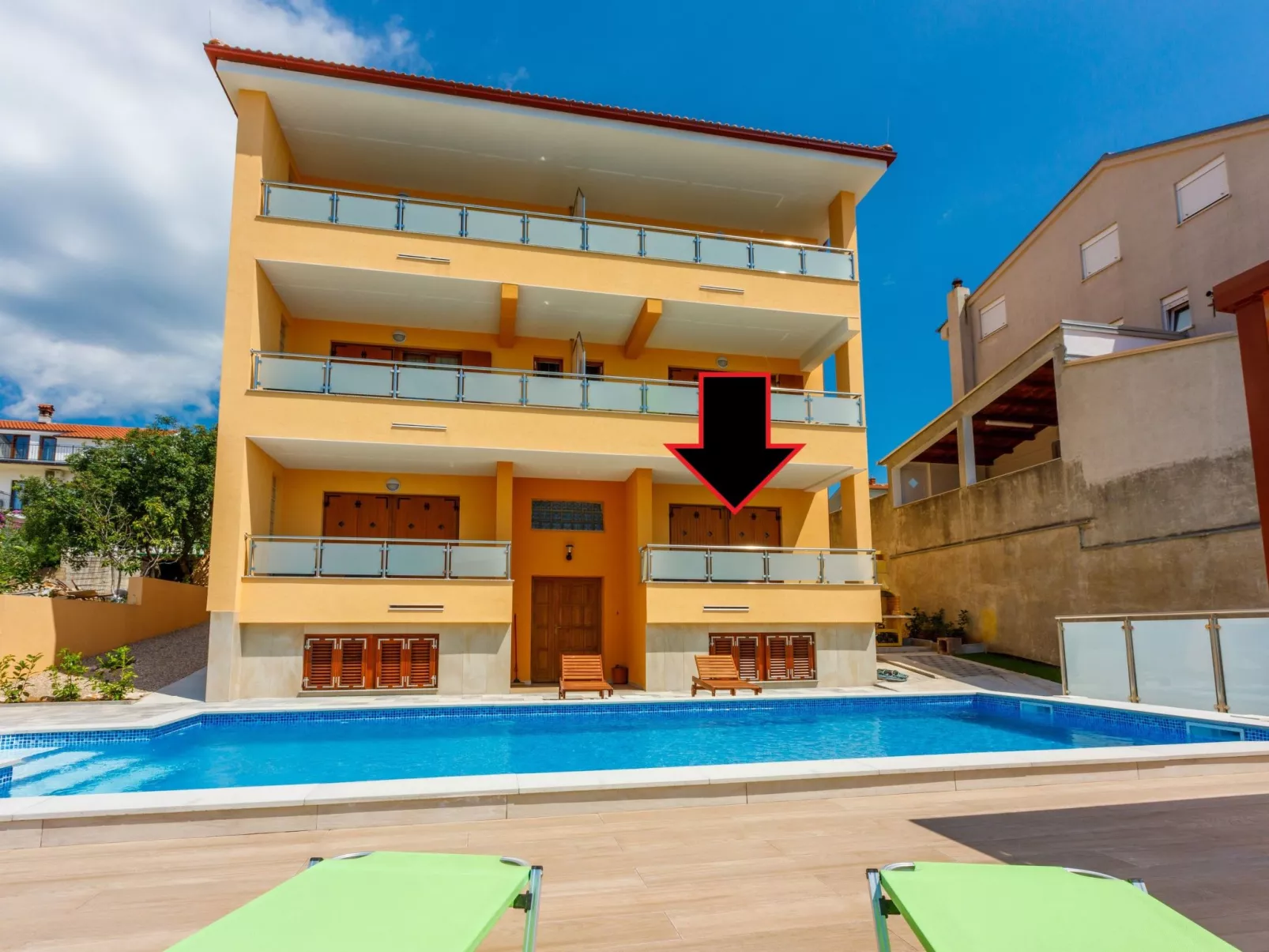 FeWo mit privatem Balkon und Gemeinschaftspool-Image-tags.info