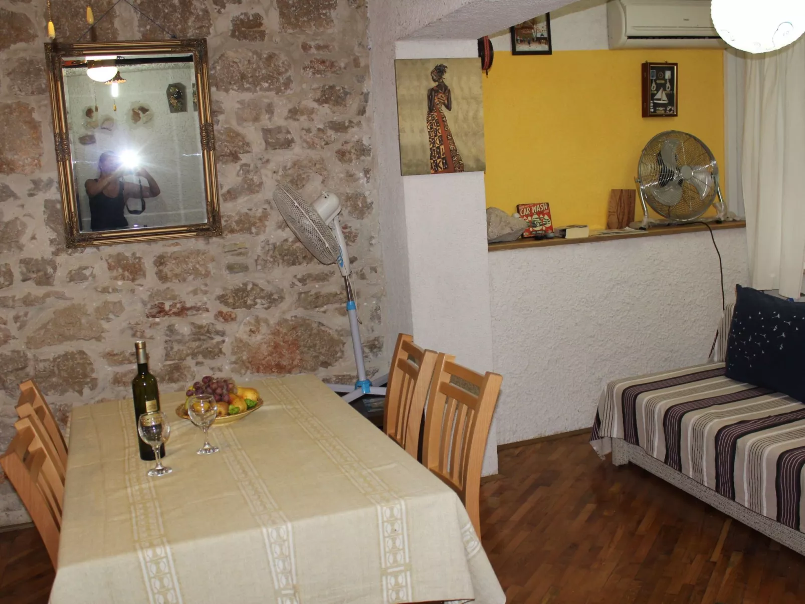 Lieber Himell 1-Inside