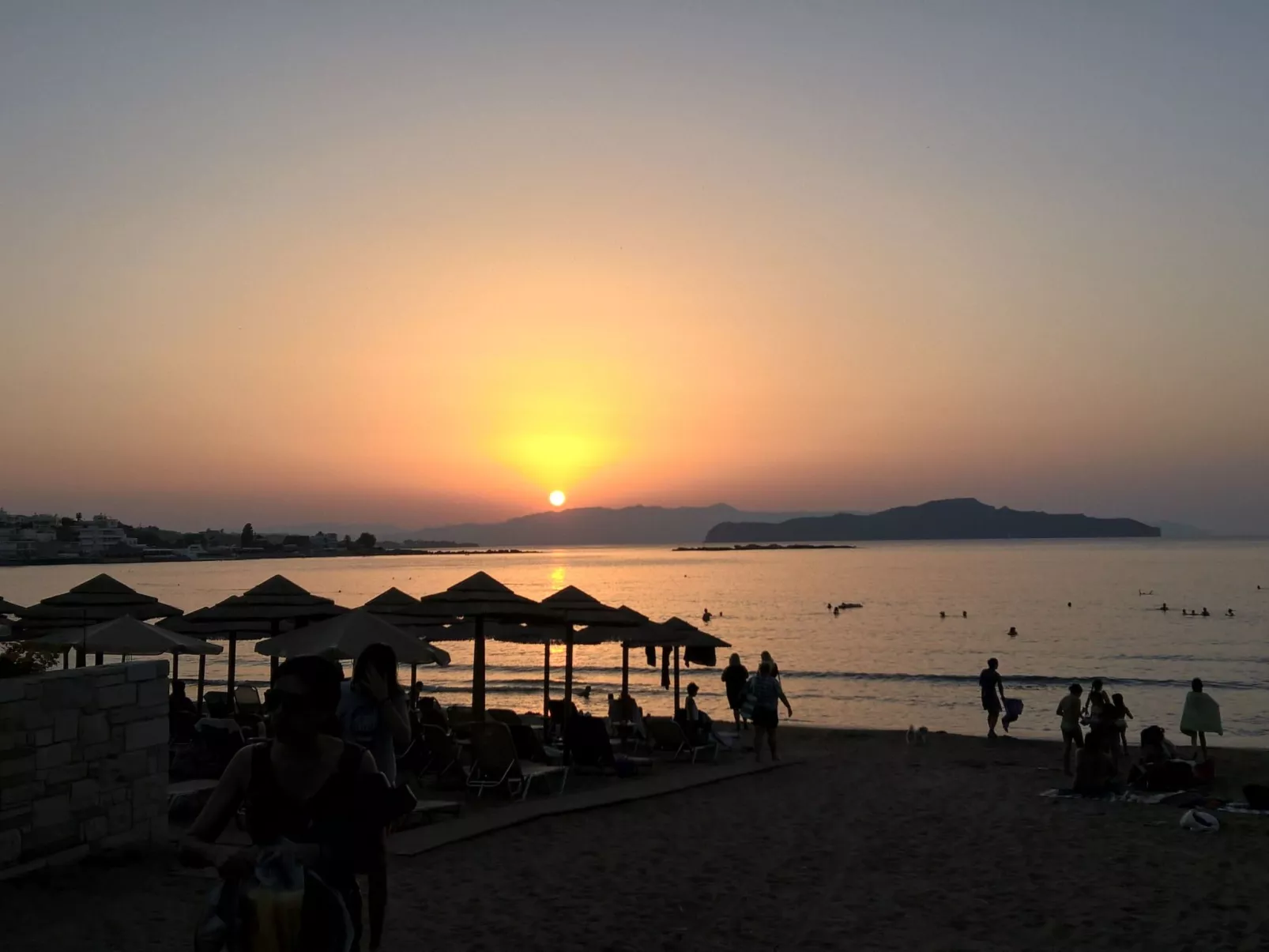 Zinovia Studio mit Balkon-Draußen