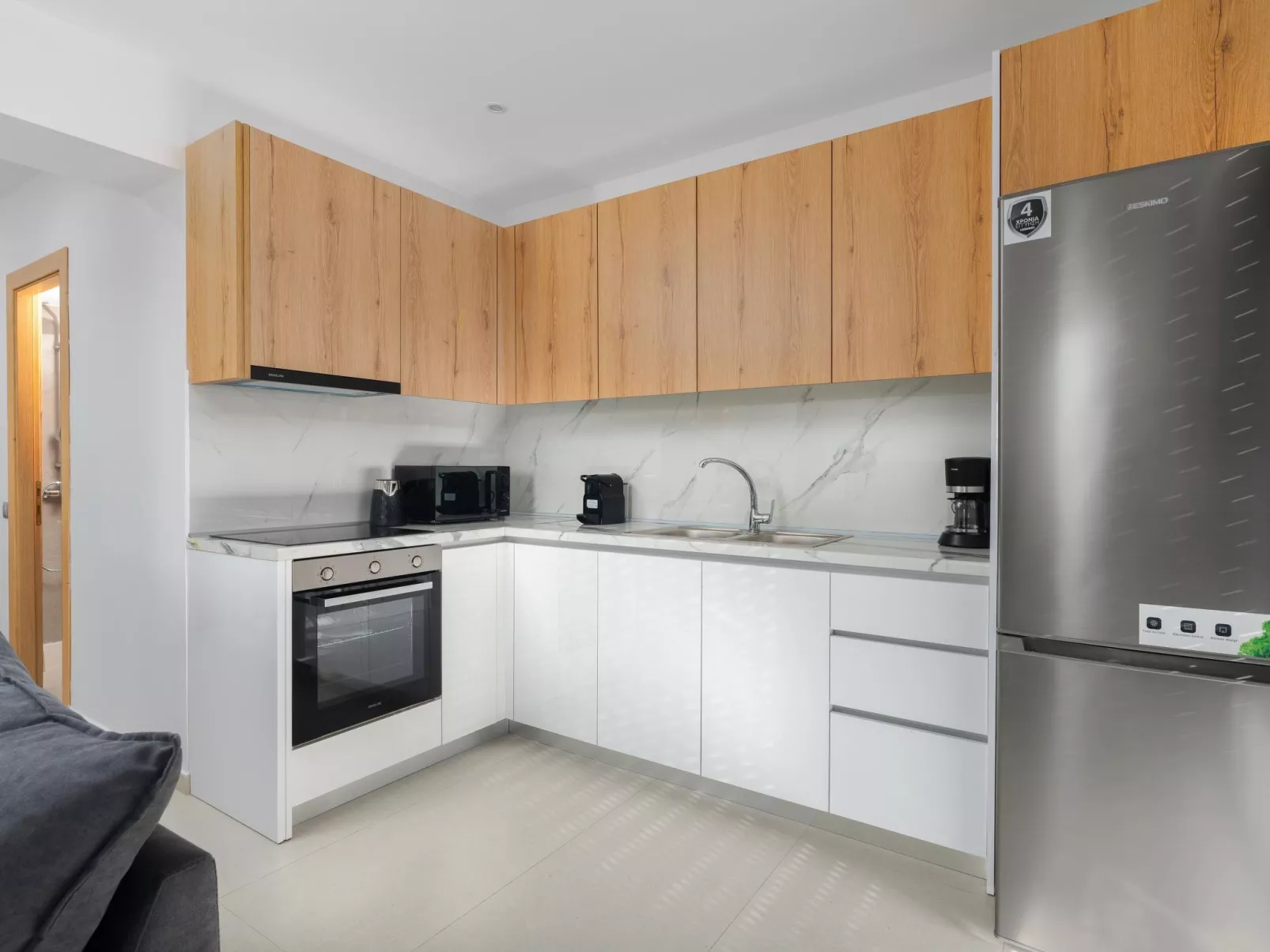 Davlakos Wohnung Rea 1-Image-tags.info