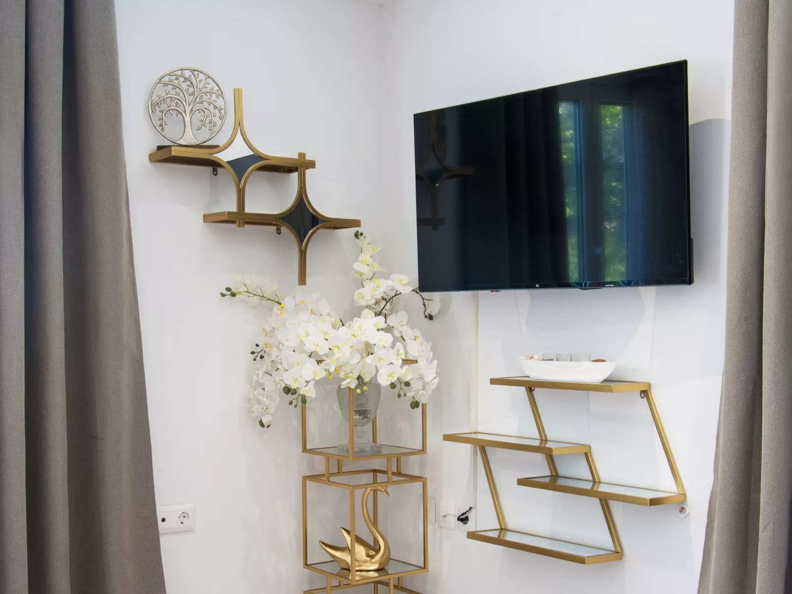 SkyFrame Villa mit atemberaubendem Blick auf das Meer...-Inside