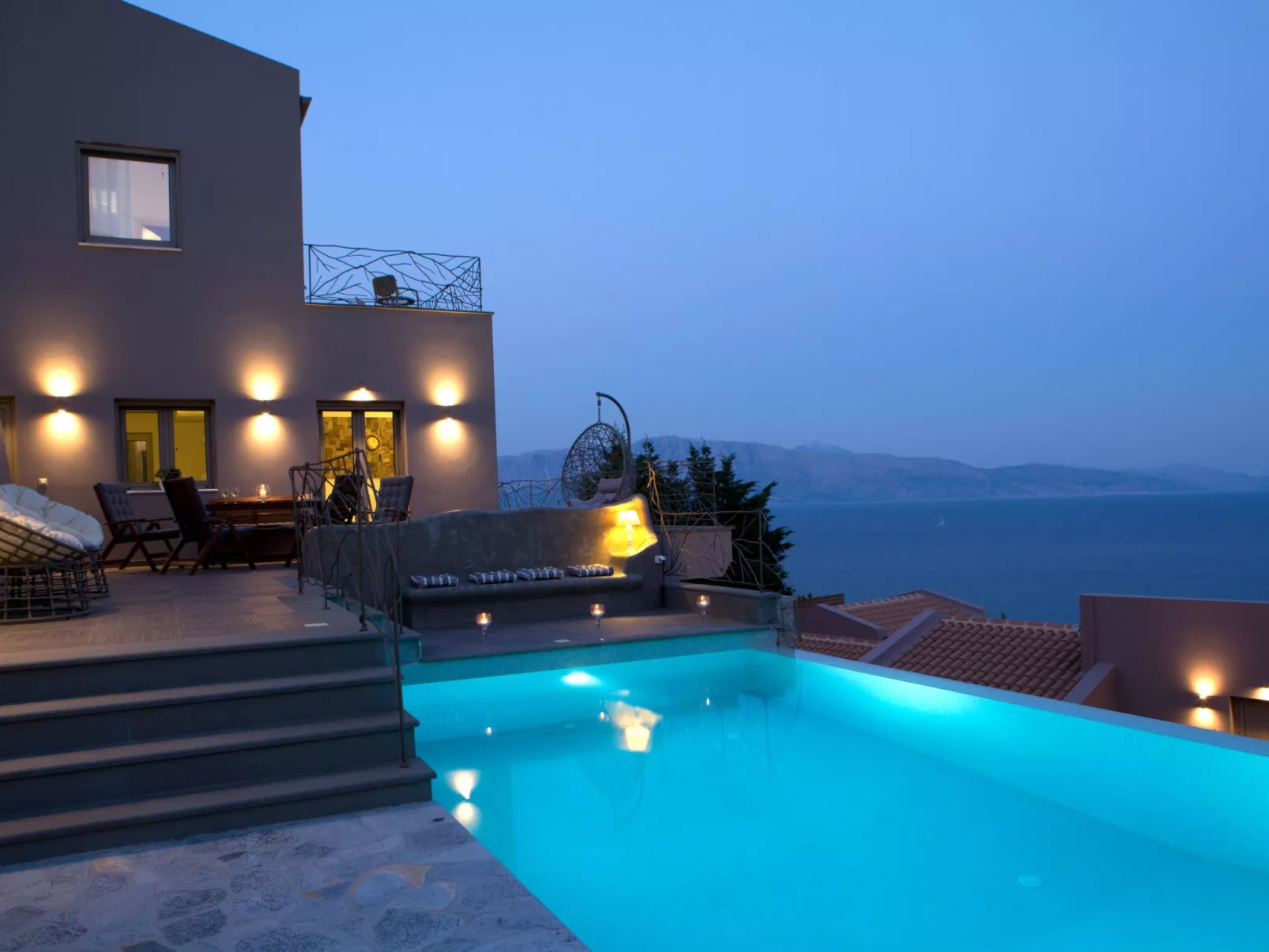 Für 6 Personen und 1 Kind in Perigiali-Dehors