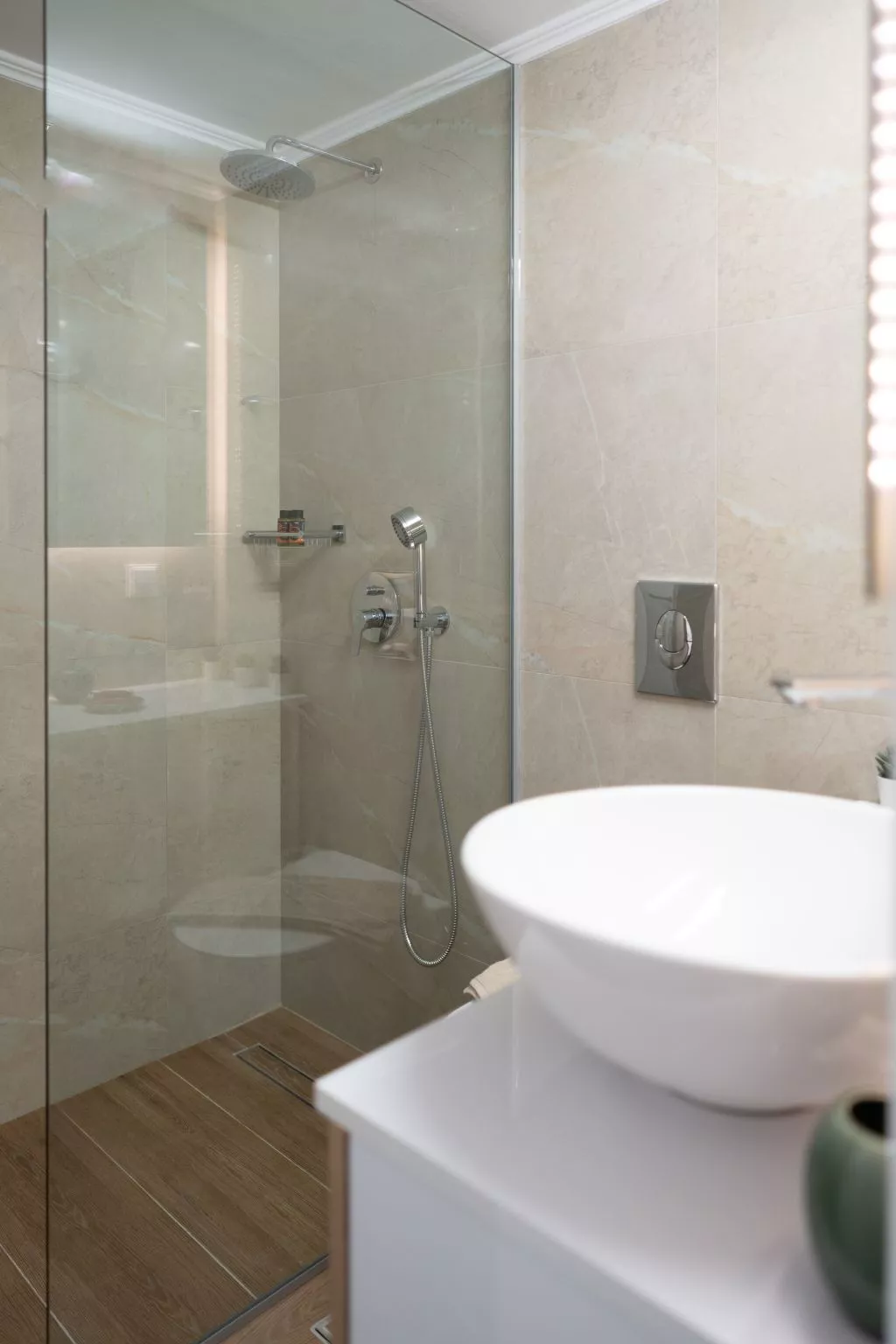 Der Garten von Zephyrus - Halepa - Drinnen