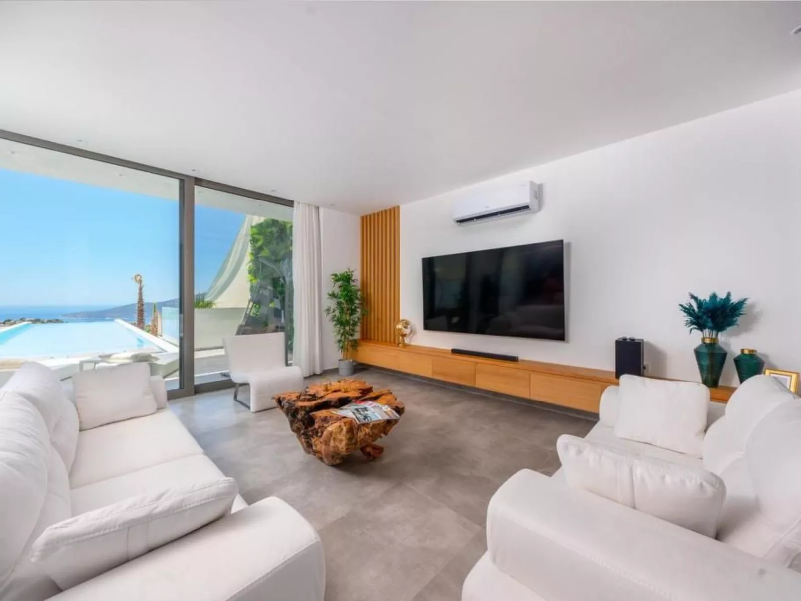 Villa Su Kalkan-Inside