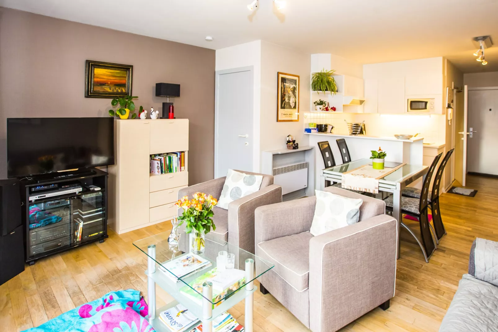 Green Garden blok 6 0101-Living room