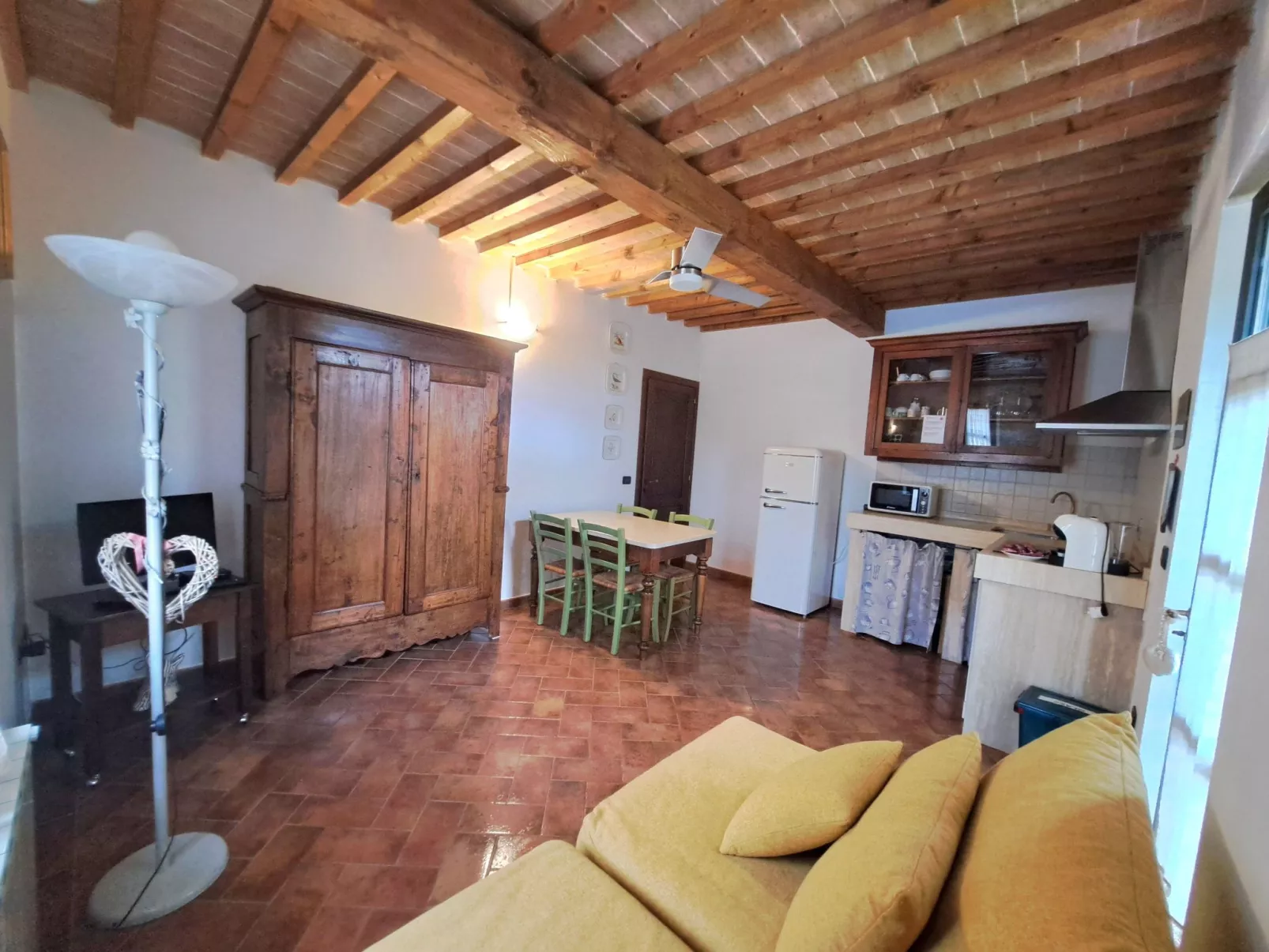 ZWISCHEN DEM LAND UND DEM MEER-Inside