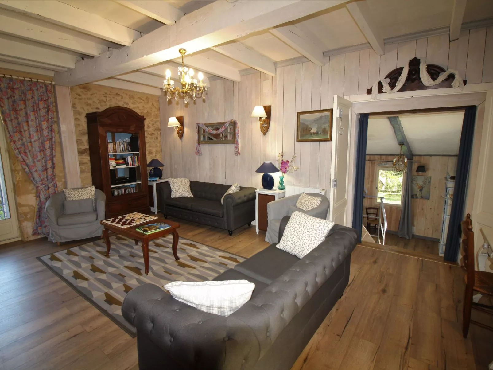 Haus mit Charme Komfort Ruhe Privatpool-Drinnen