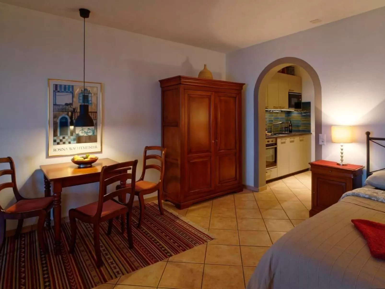 Studio mit Blick auf das Wasser-Drinnen