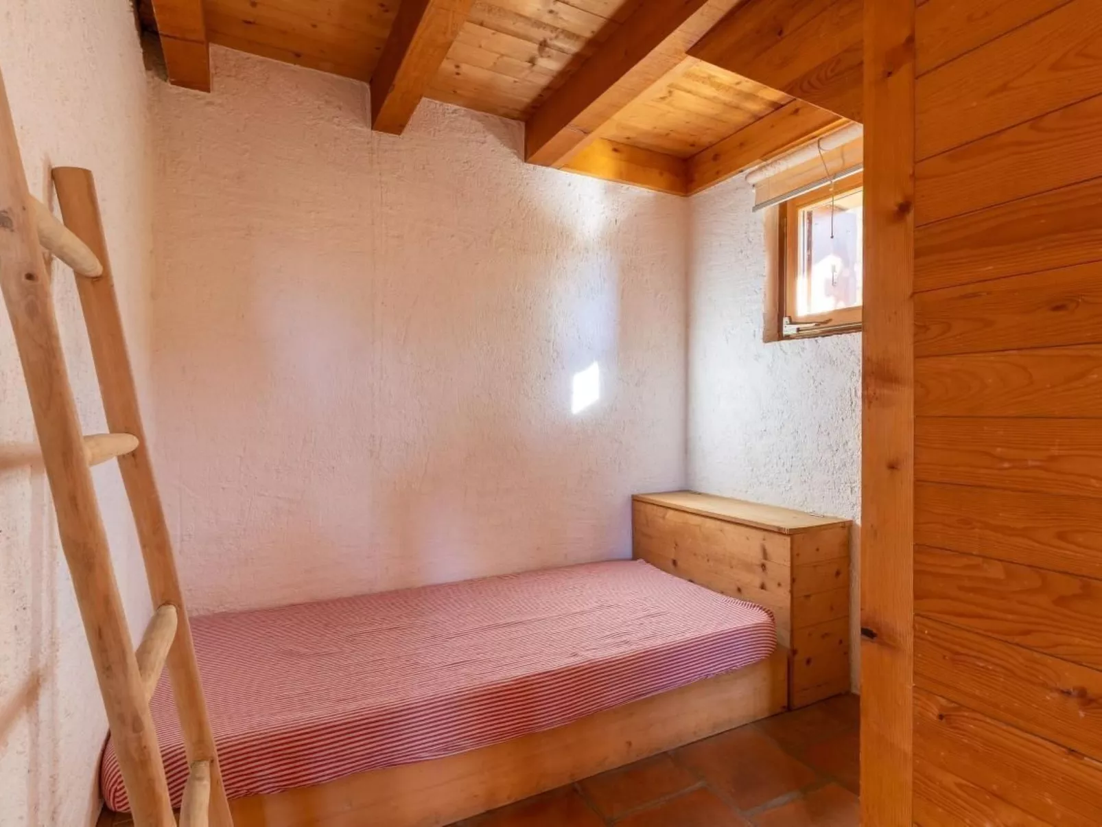 Casa Gabriela-Image-tags.info