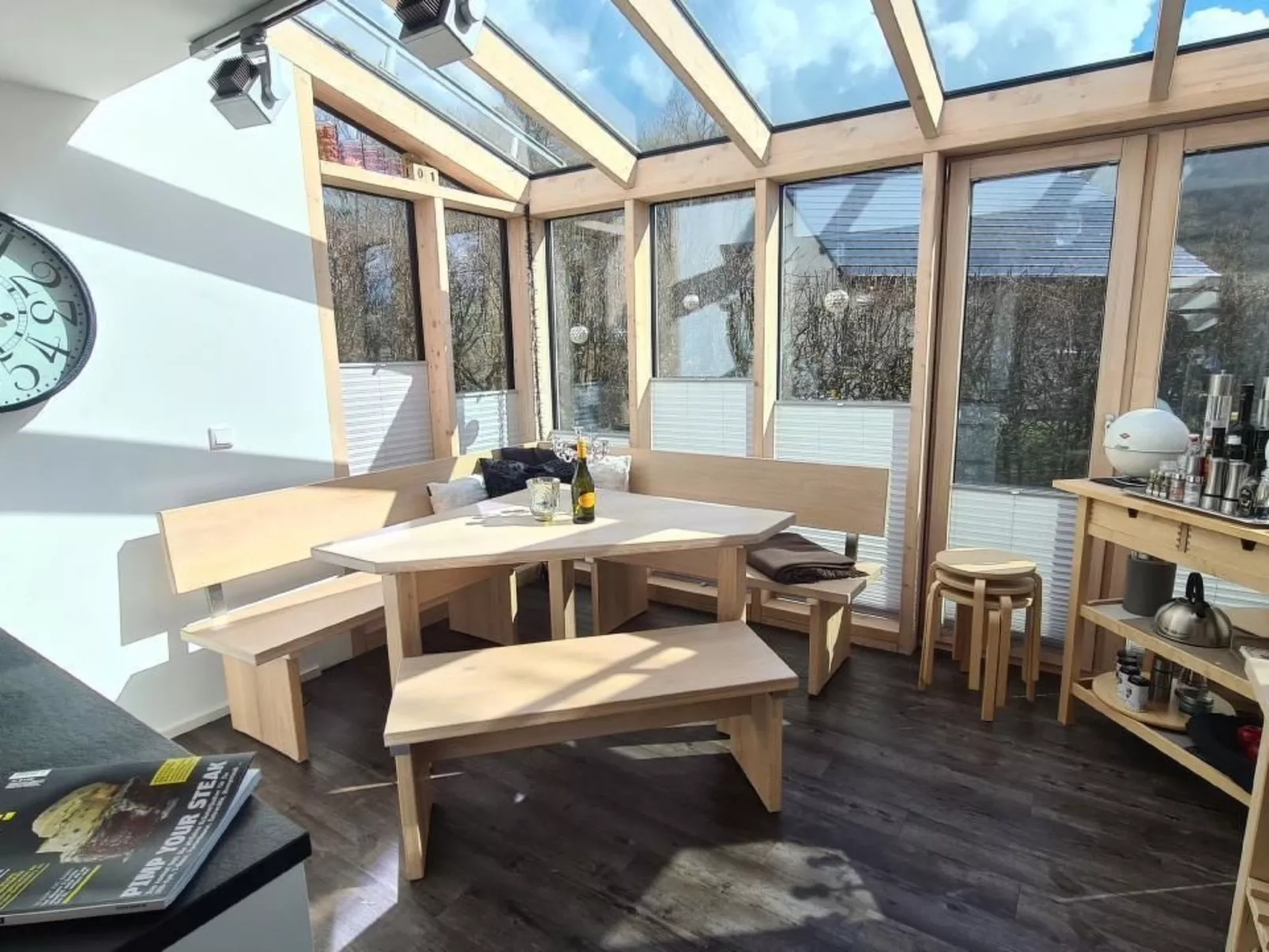 Das Haus am See-Drinnen