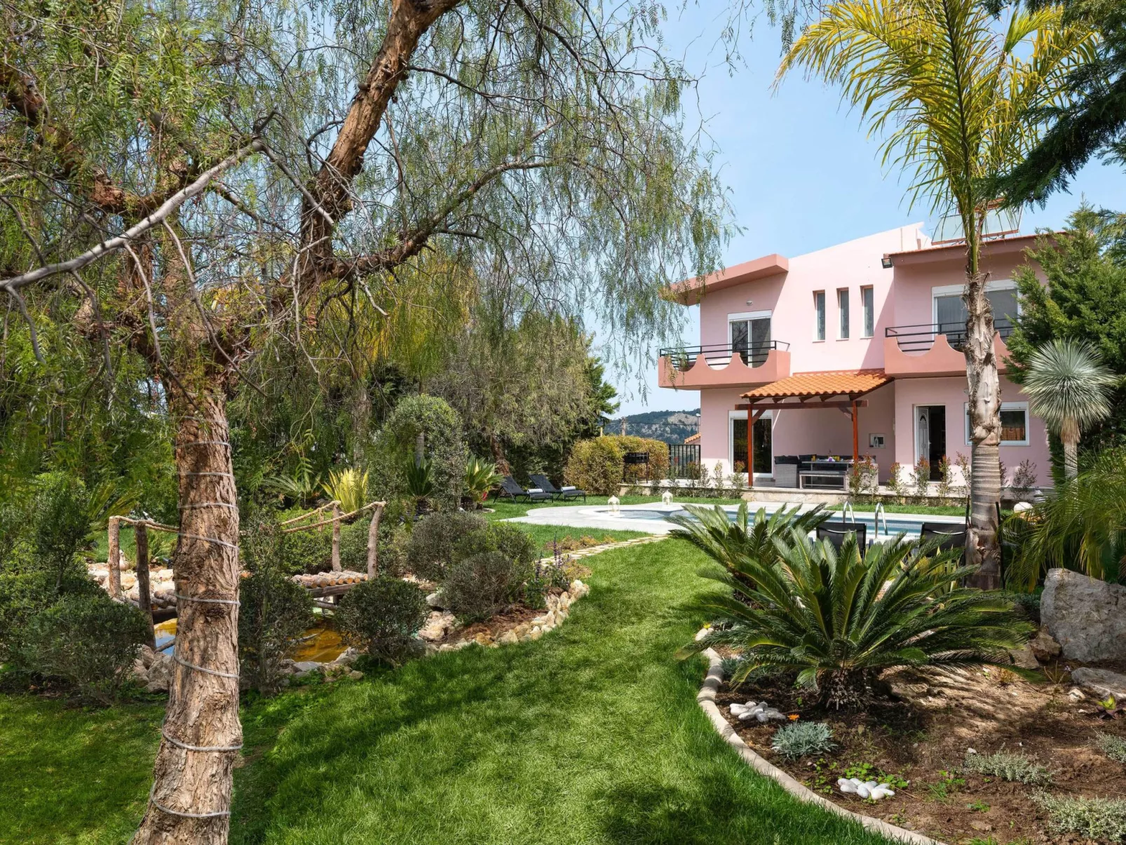 Gemütliche Villa Zenia in Damatria-Image-tags.info