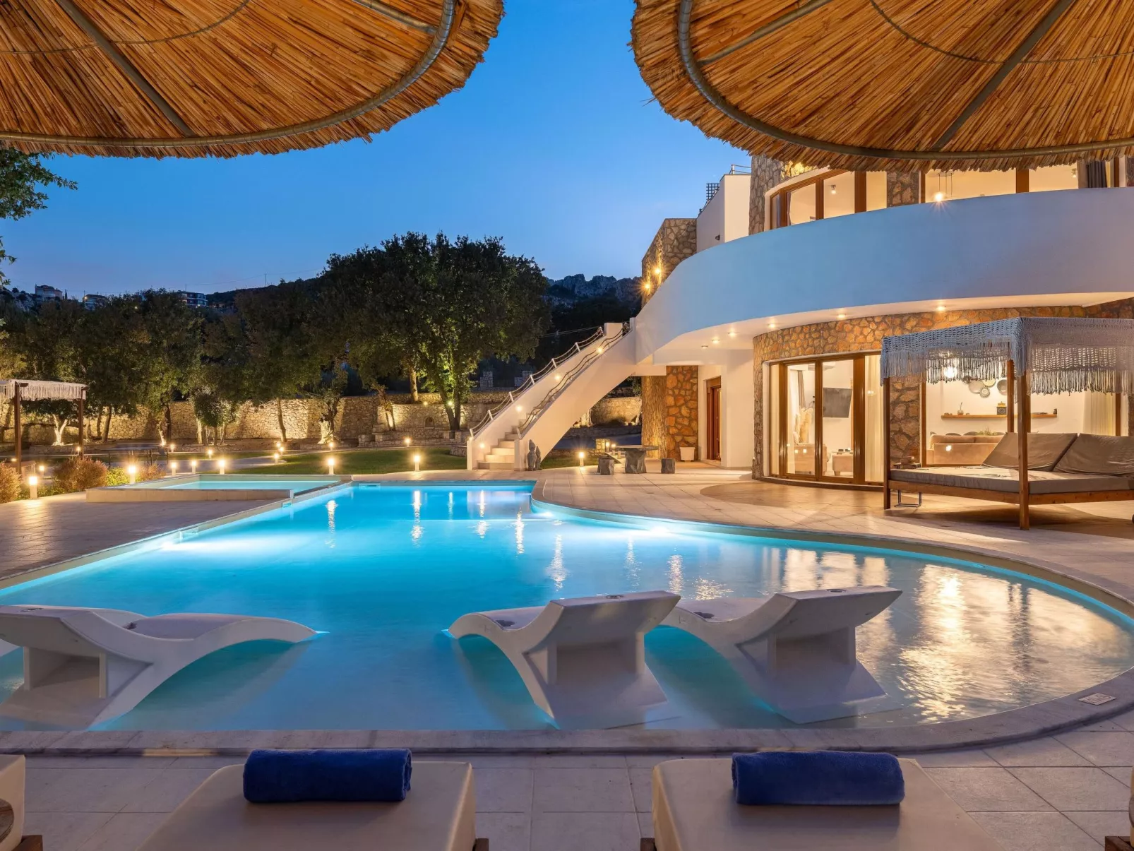 Villa Hamilton für 12 Personen in Rhodos-Stadt-Image-tags.info